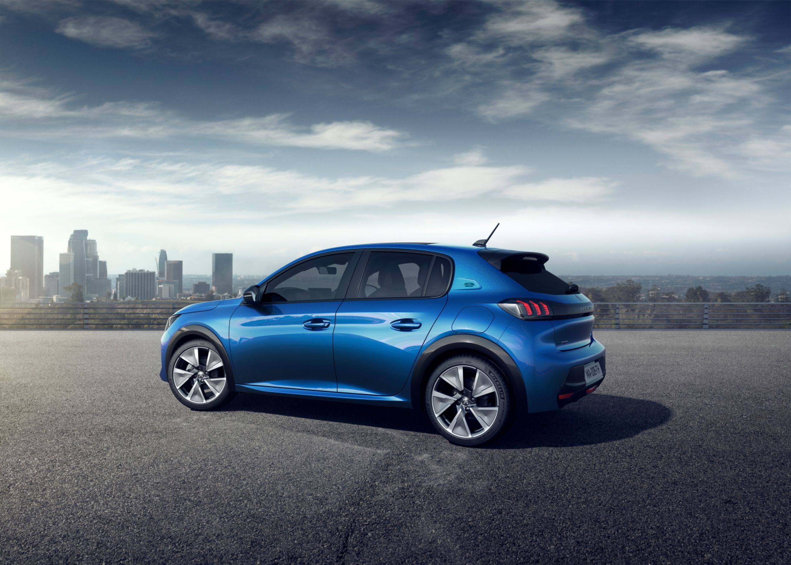 Nový Peugeot 208 - 14 - Fotogalerie: Nový stylový hatchback Peugeot 208 (3/22)