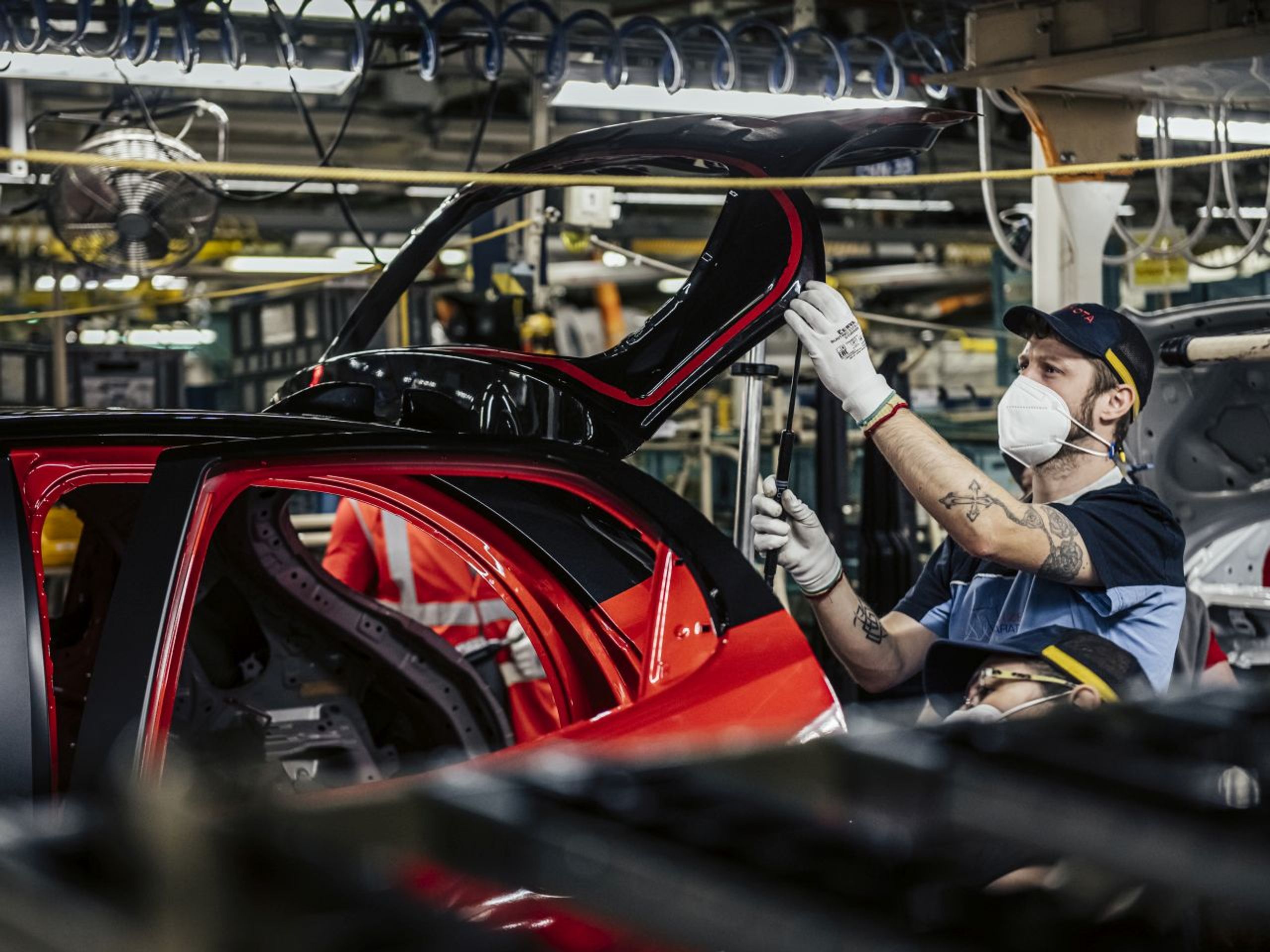 Výroba Toyoty Yaris ve středočeském Kolíně - Podívejte se na výrobní linky Toyoty v Kolíně (11/18)