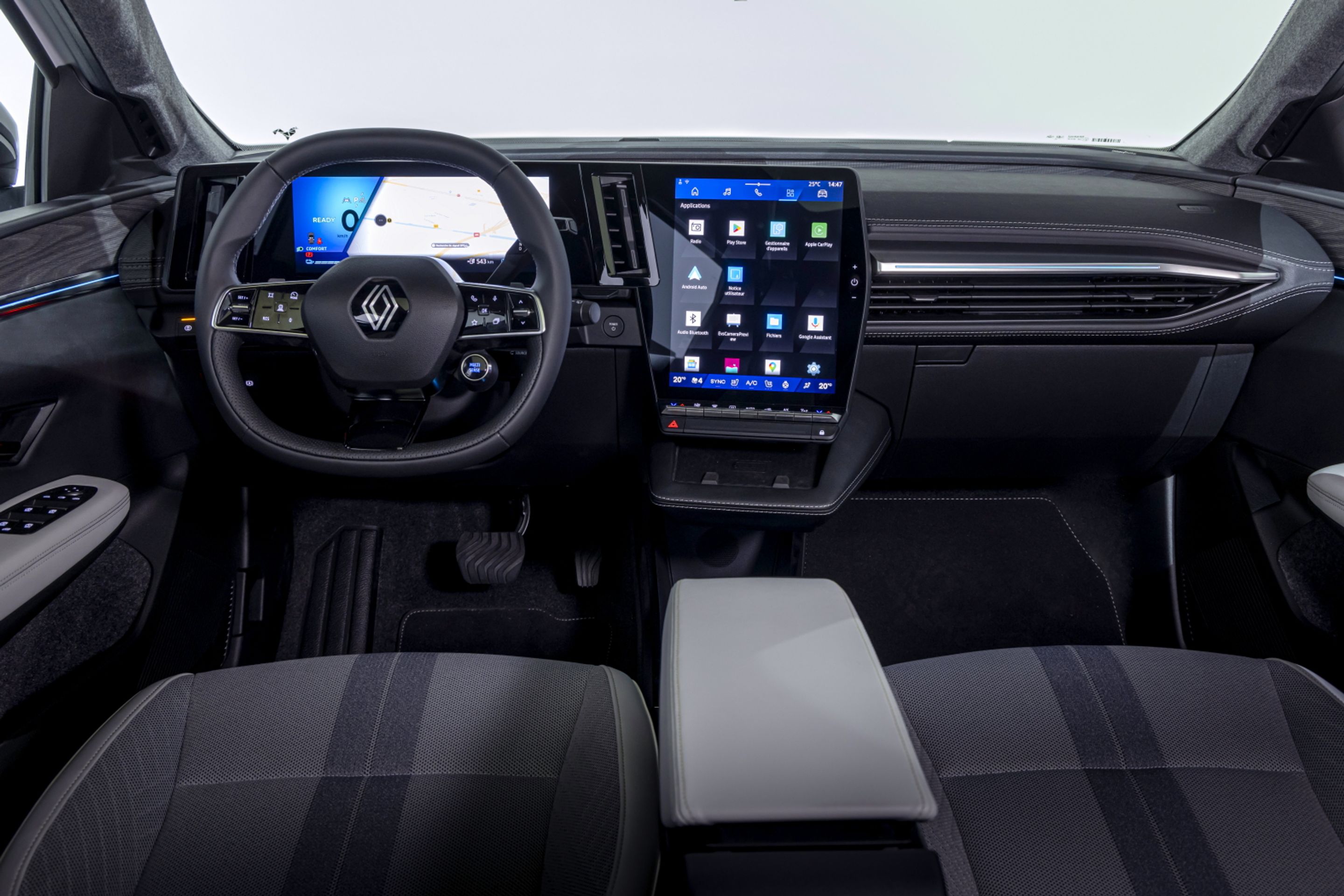Renault Scenic E-Tech - Nový Renault Scenic je elektrický (10/22)
