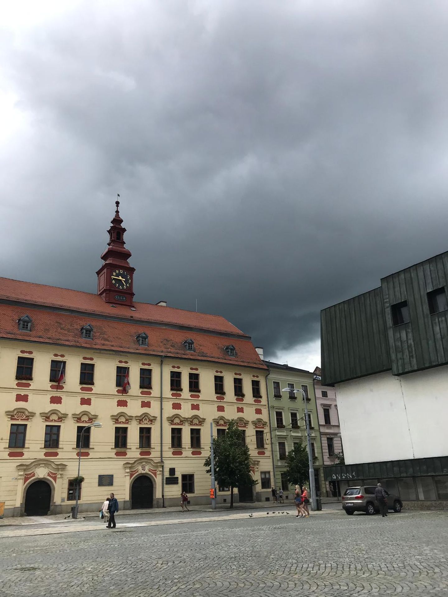 Českem se prohnal pás bouřek a přívalových lijáků - 4 - GALERIE: Českem se prohnaly bouřky (16/23)