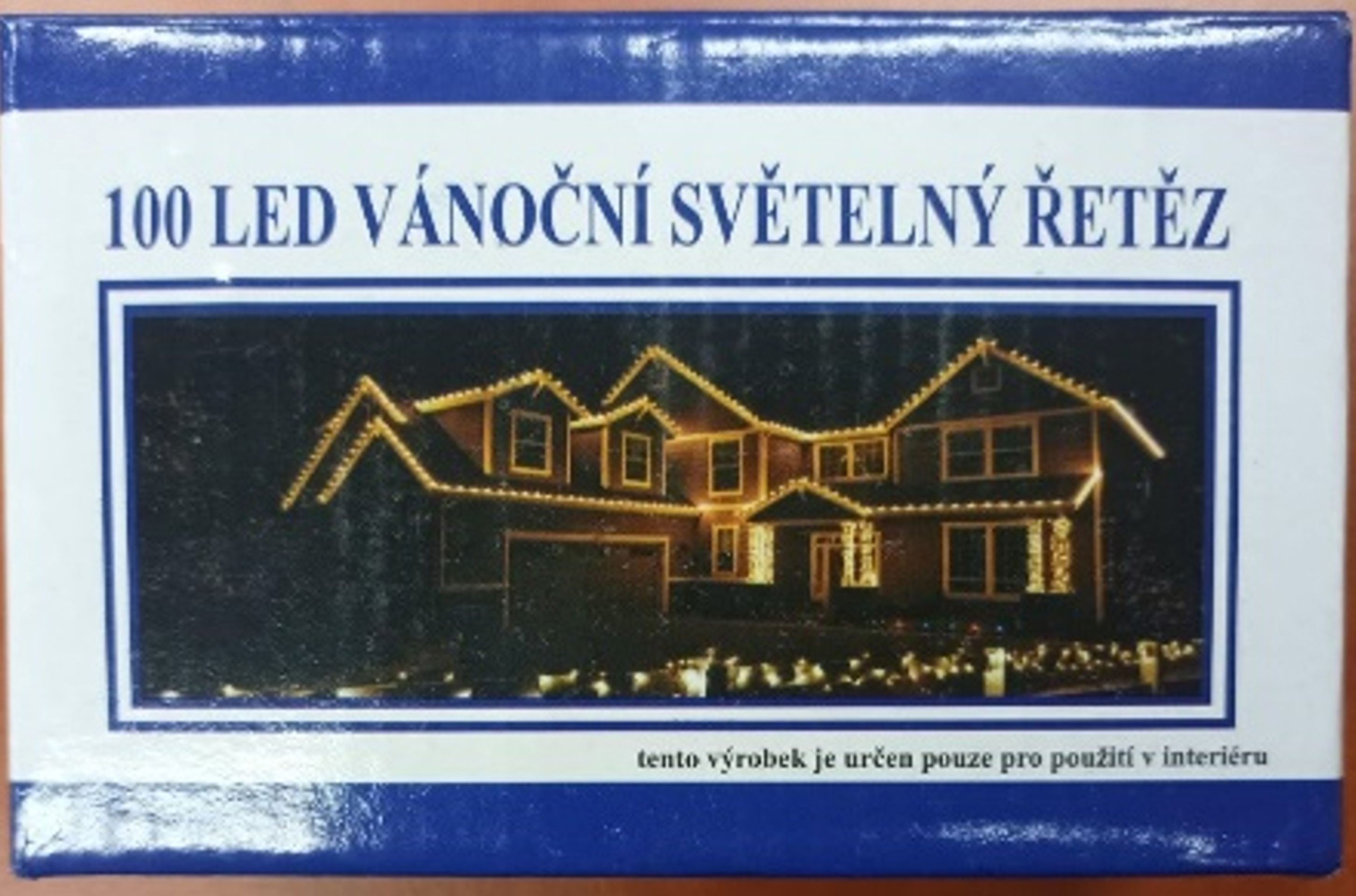Nebezpečný Vánoční světelný řetěz - Nebezpečný Vánoční světelný řetěz (2/3)