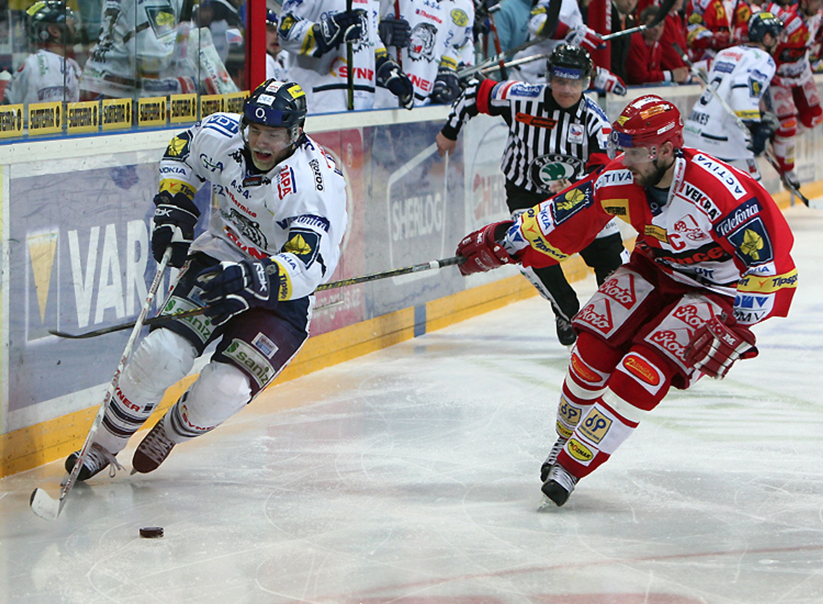 HC Slavia Praha - Bílí Tygři Liberec 5:1  - Video: Slavie je spokojena, vede 3:2 (8/8)