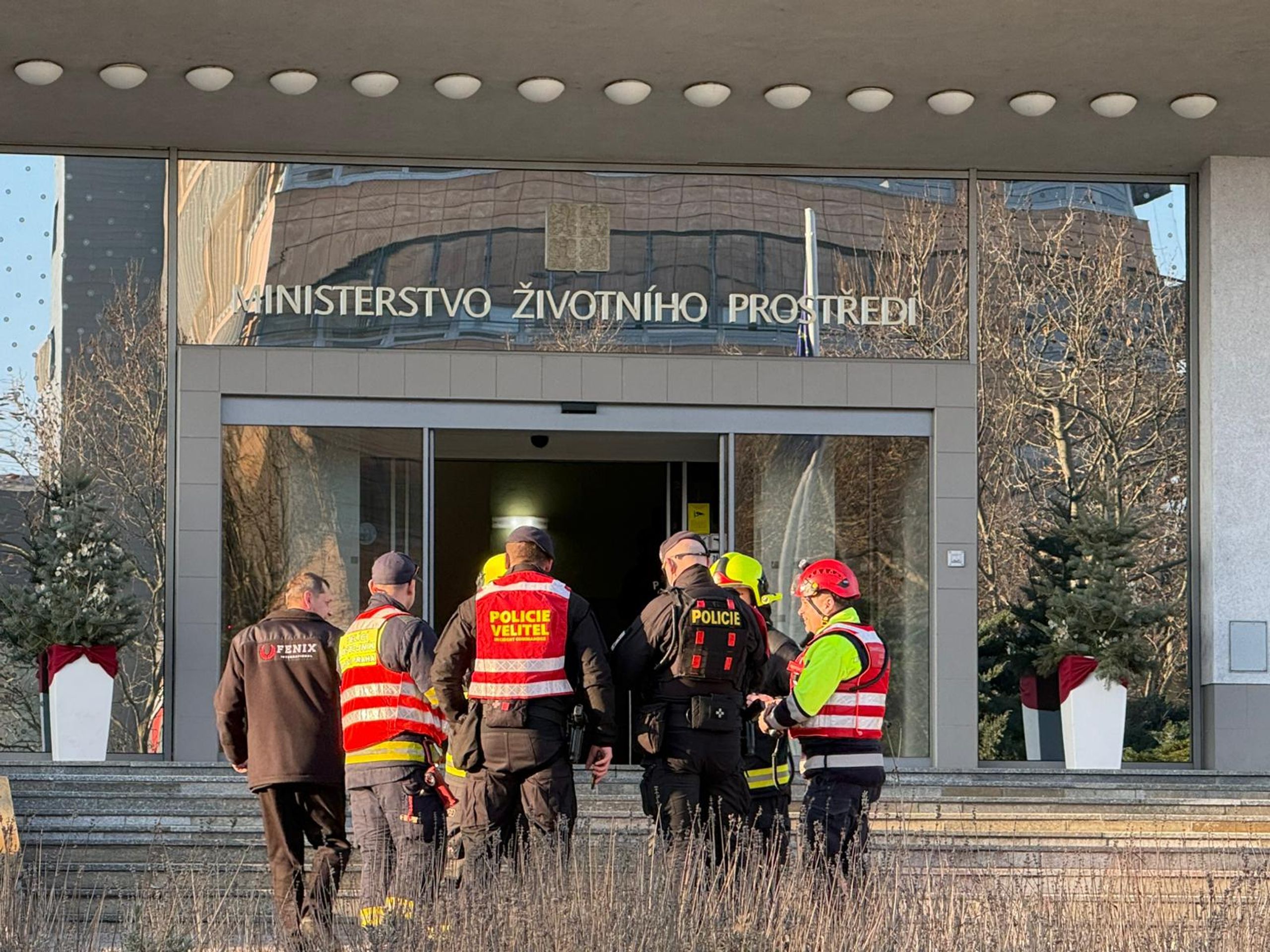 Evakuace budovy ministerstva životního prostředí - Evakuace budovy ministerstva životního prostředí (4/9)