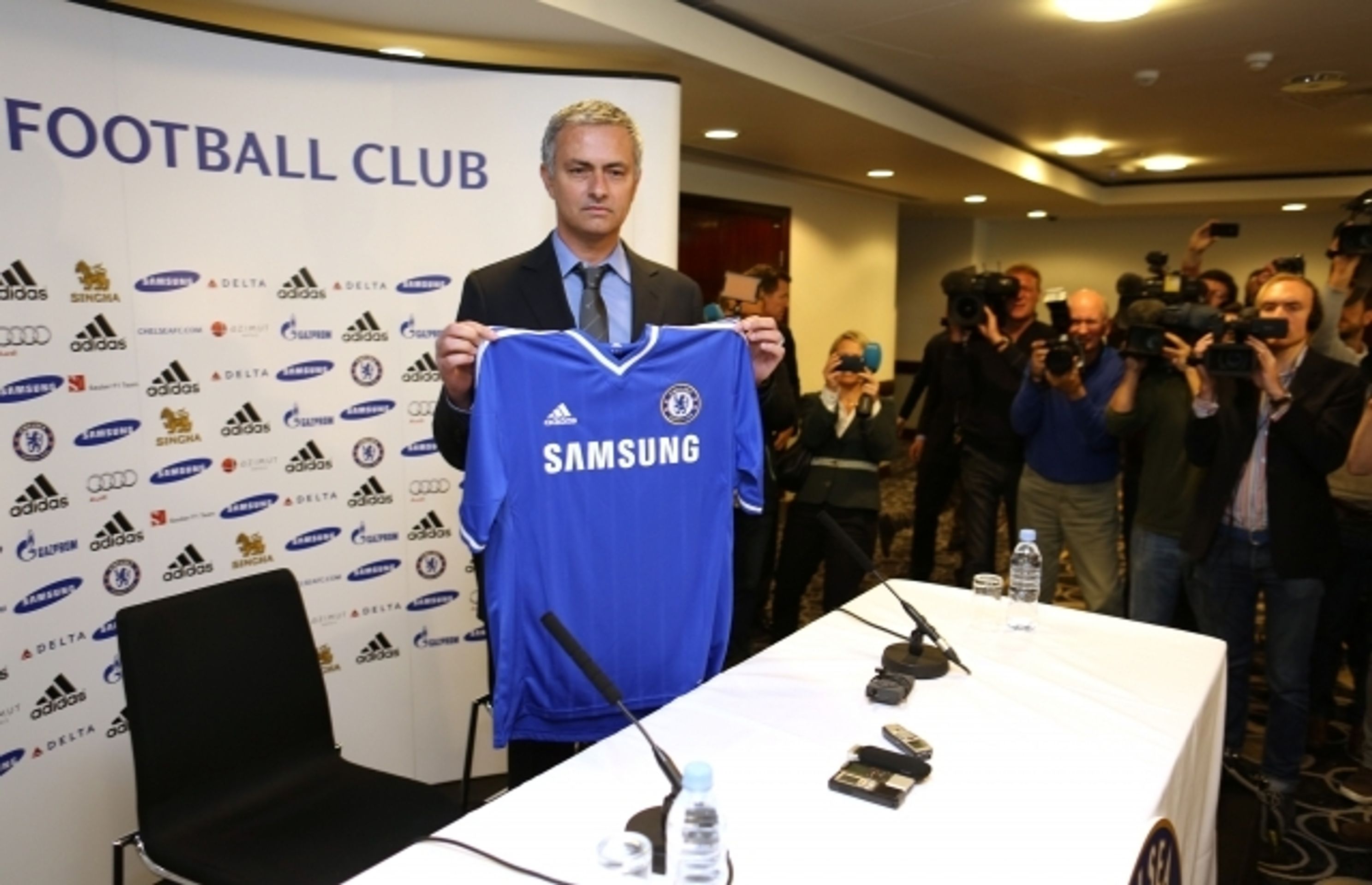 Mourinho se vrátil do Chelsea - 8 - GALERIE: Mourinho se vrací na post trenéra Chelsea (4/9)