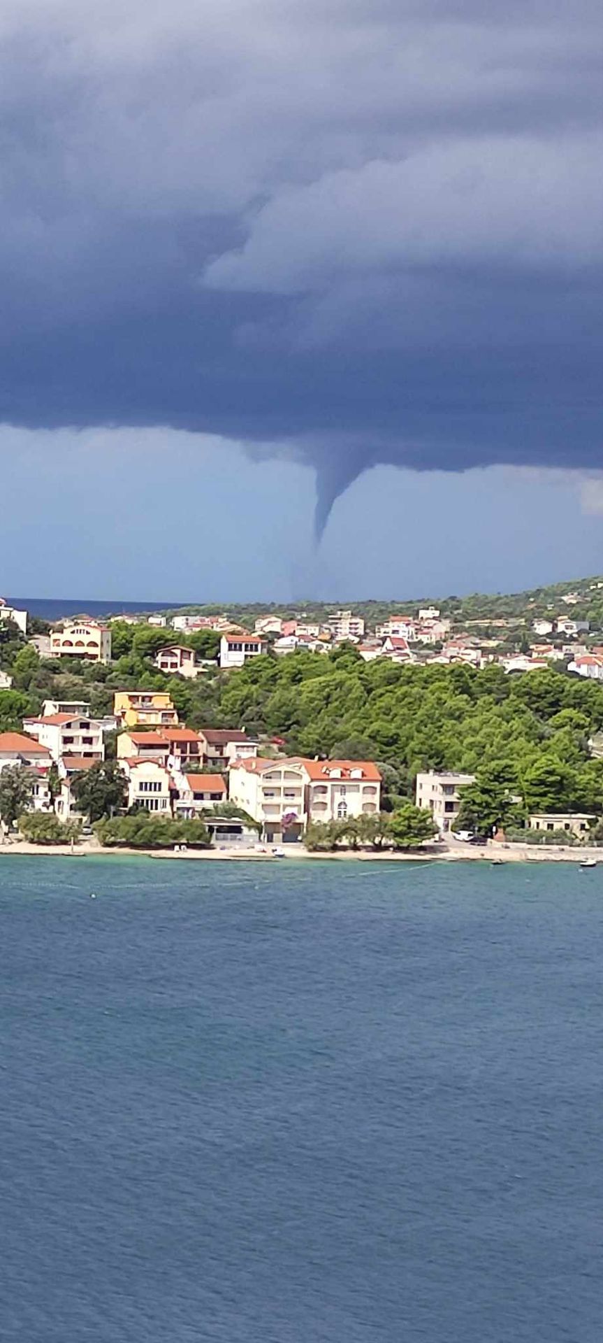 Vodní smršť v Chorvatsku - Vodní smršť v Chorvatsku (10/11)