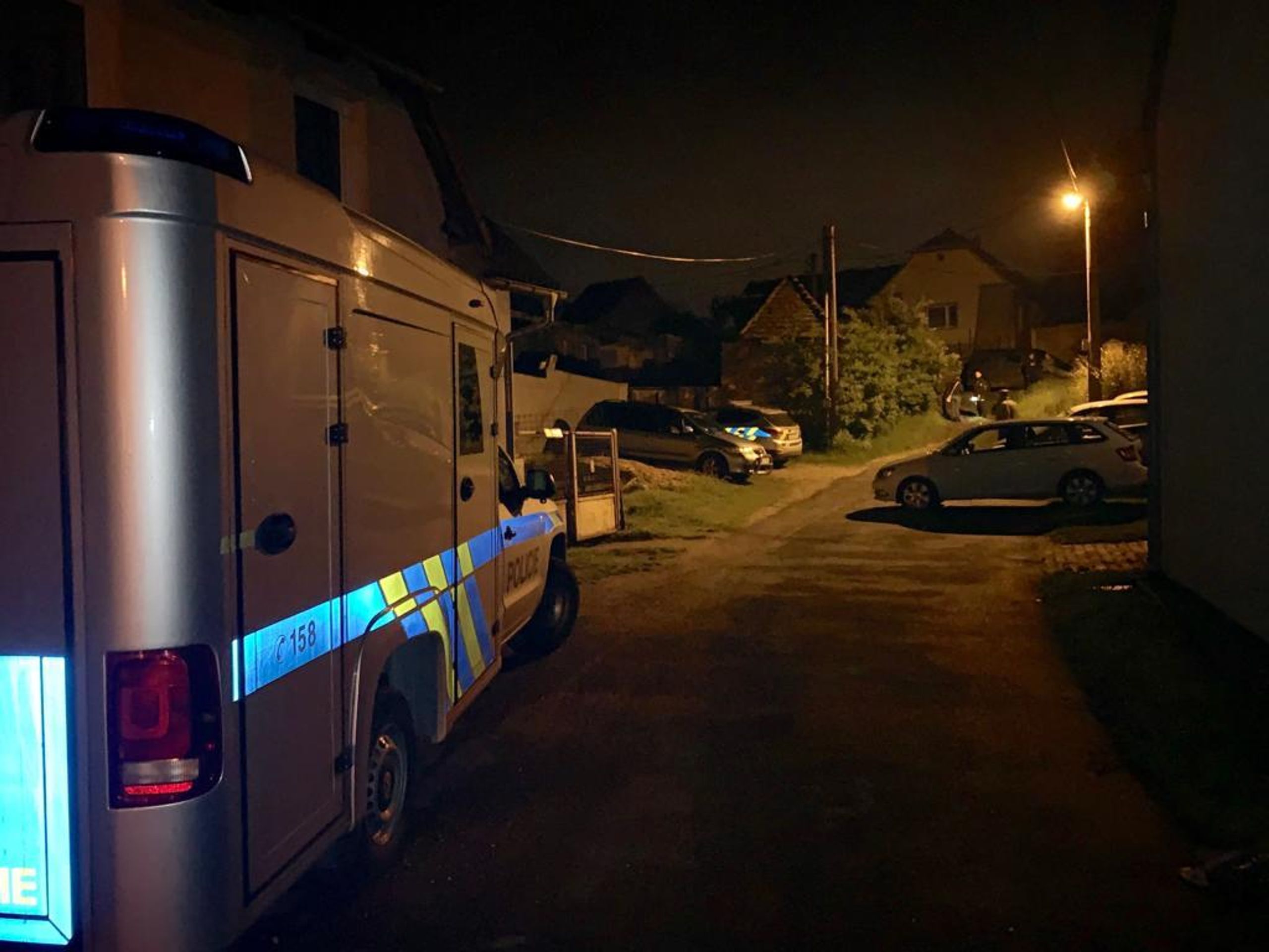 Napadení v Ješíně - 1 - GALERIE: Policie vyšetřuje napadení v Ješíně (3/5)