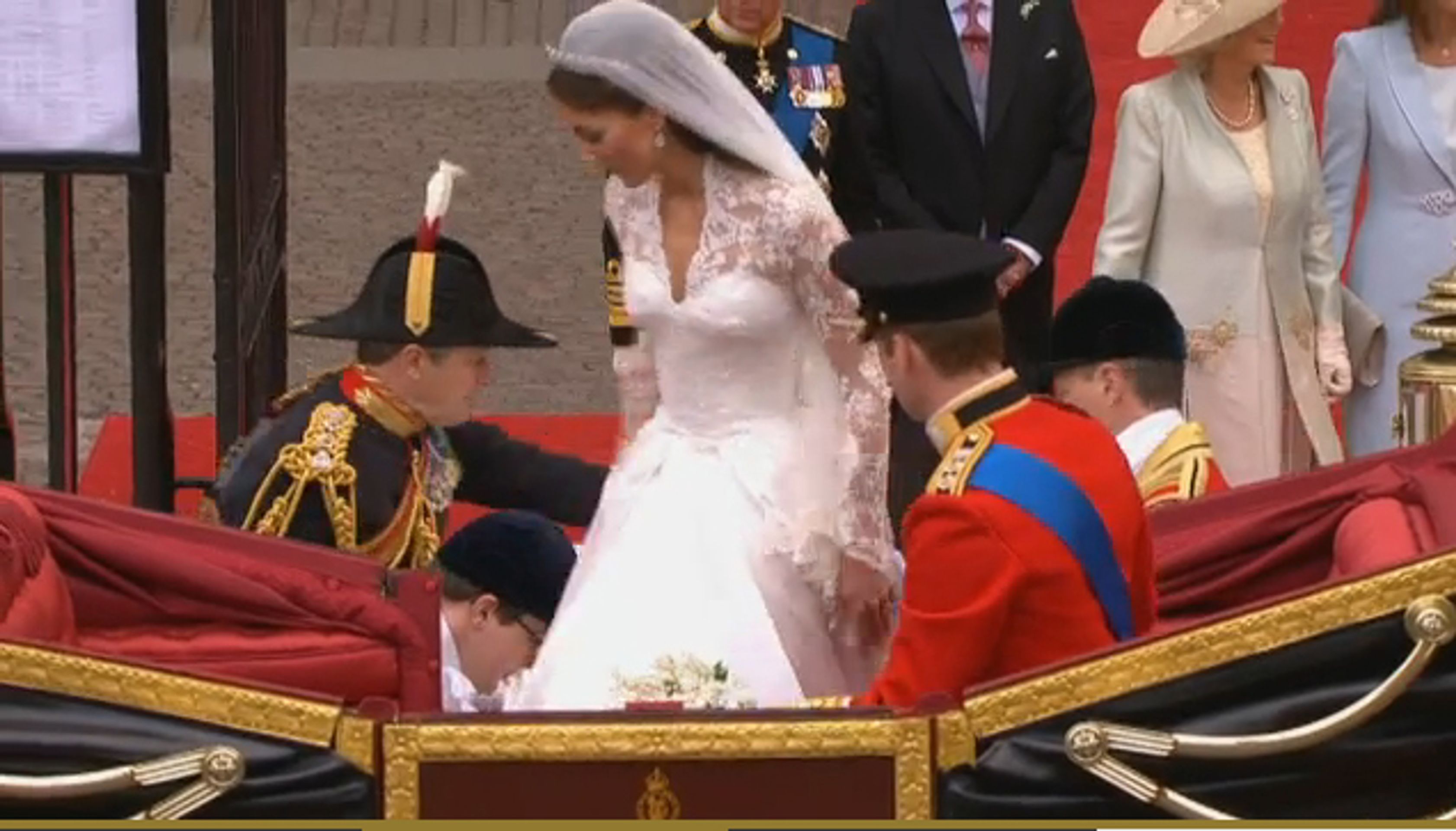 William a Kate v kočáře - GALERIE: Jak šel čas s Kate a Williamem (8/44)