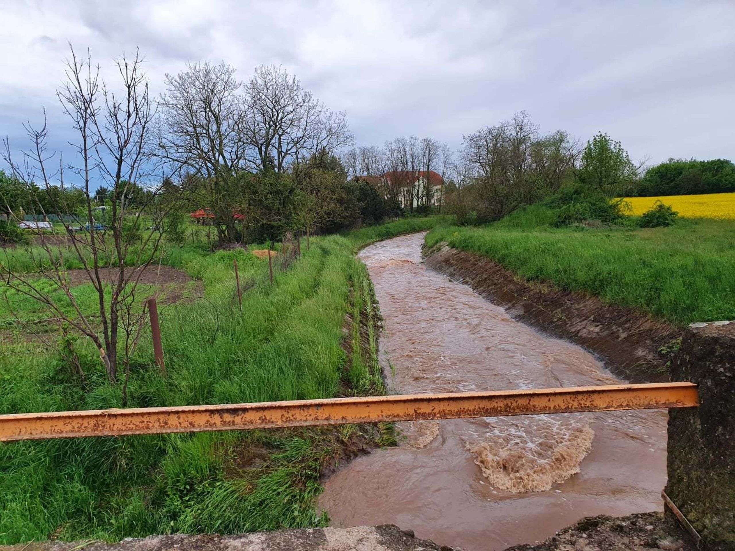 Povodně na Slovensku v Rudné nad Hronom - 16 - GALERIE: Povodně na Slovensku (16/26)