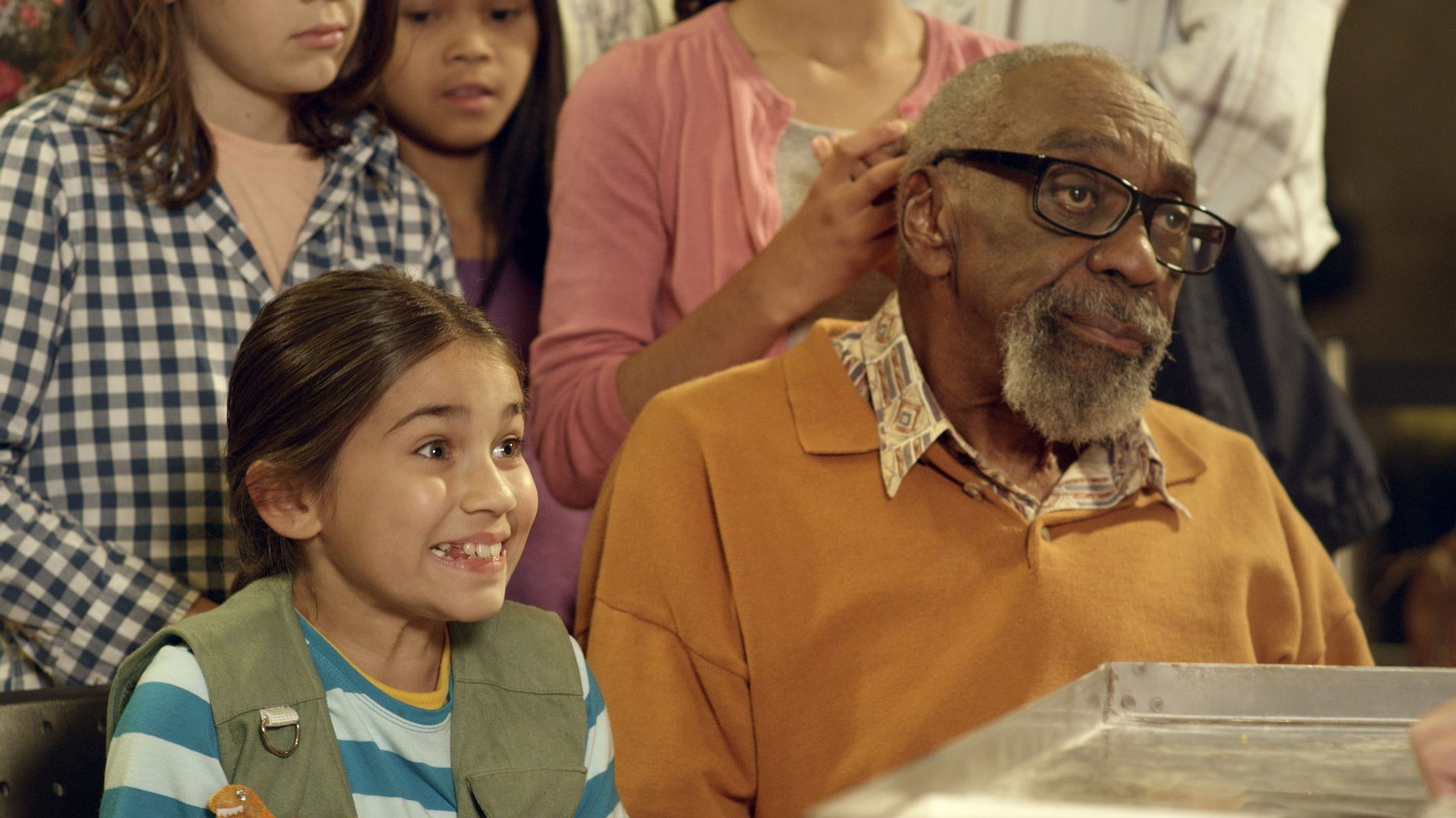 Bill Cobbs a Michela Luci v seriálu Dino Dana, 2017 - Bill Cobbs (7/7)