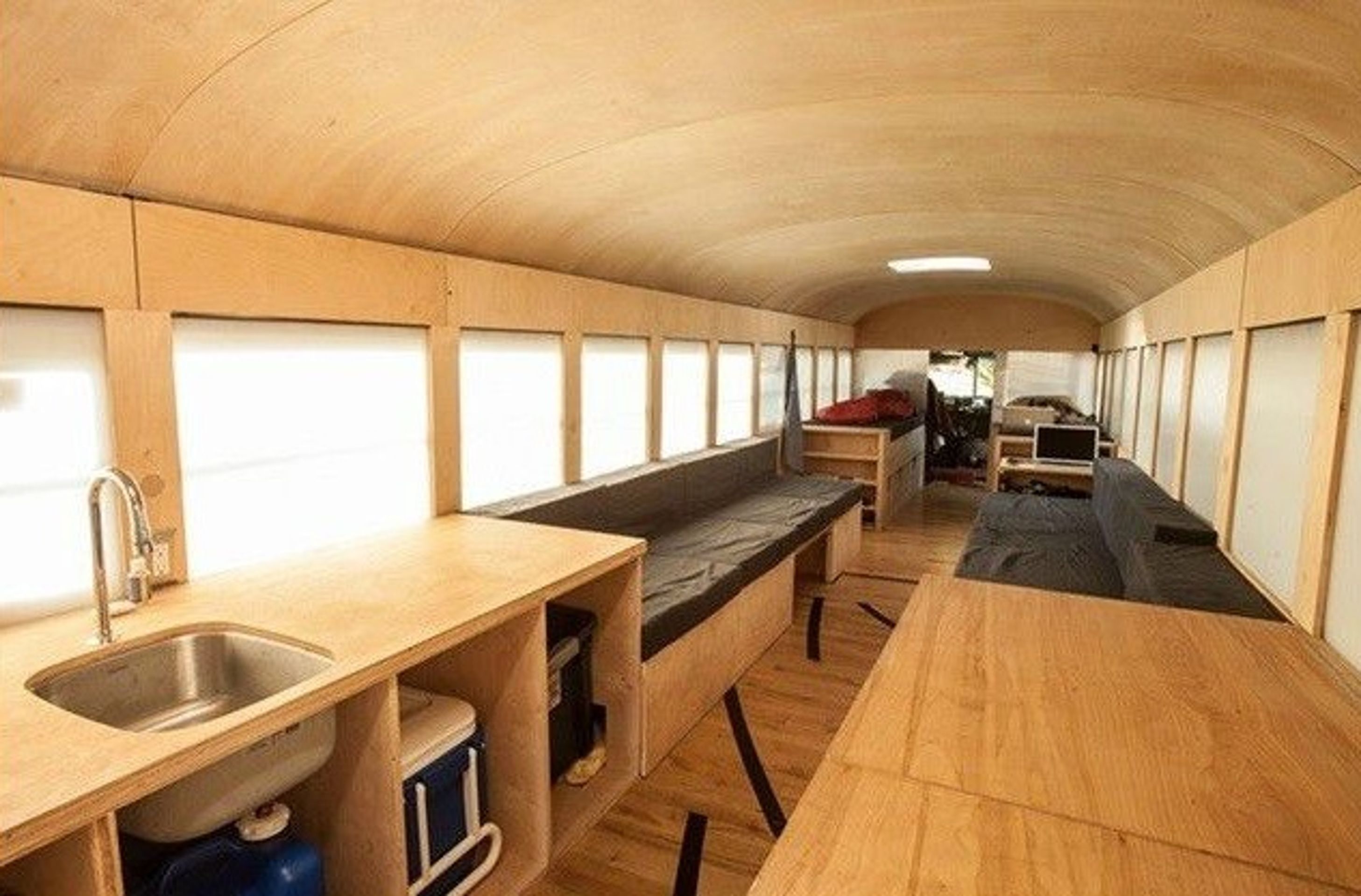 Obytný autobus - 4 - Podívejte se na obytný autobus (4/9)
