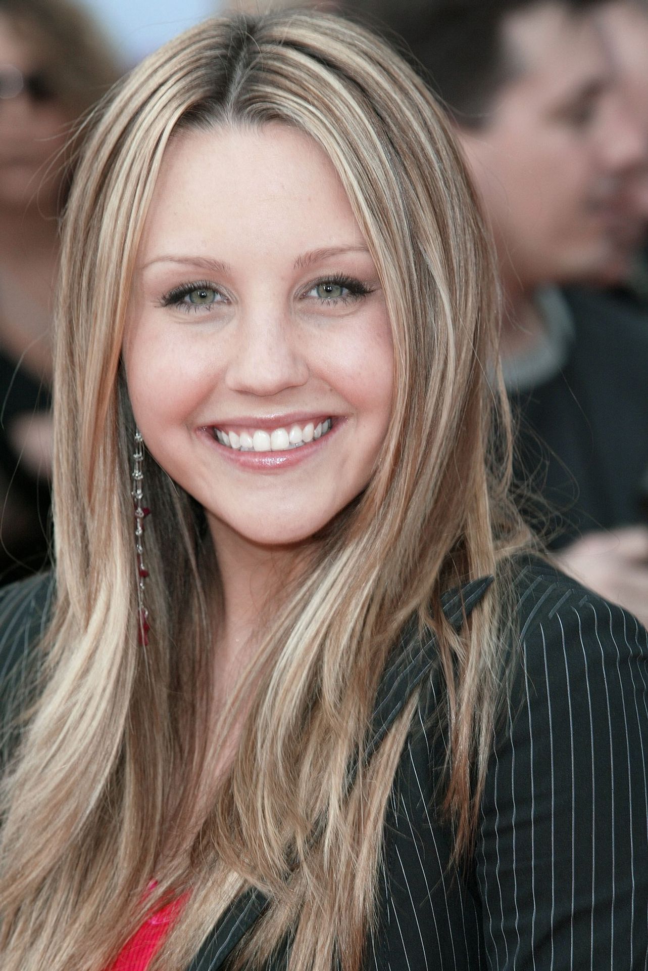 Amanda Bynesová - Amanda Bynesová v průběhu let (7/8)
