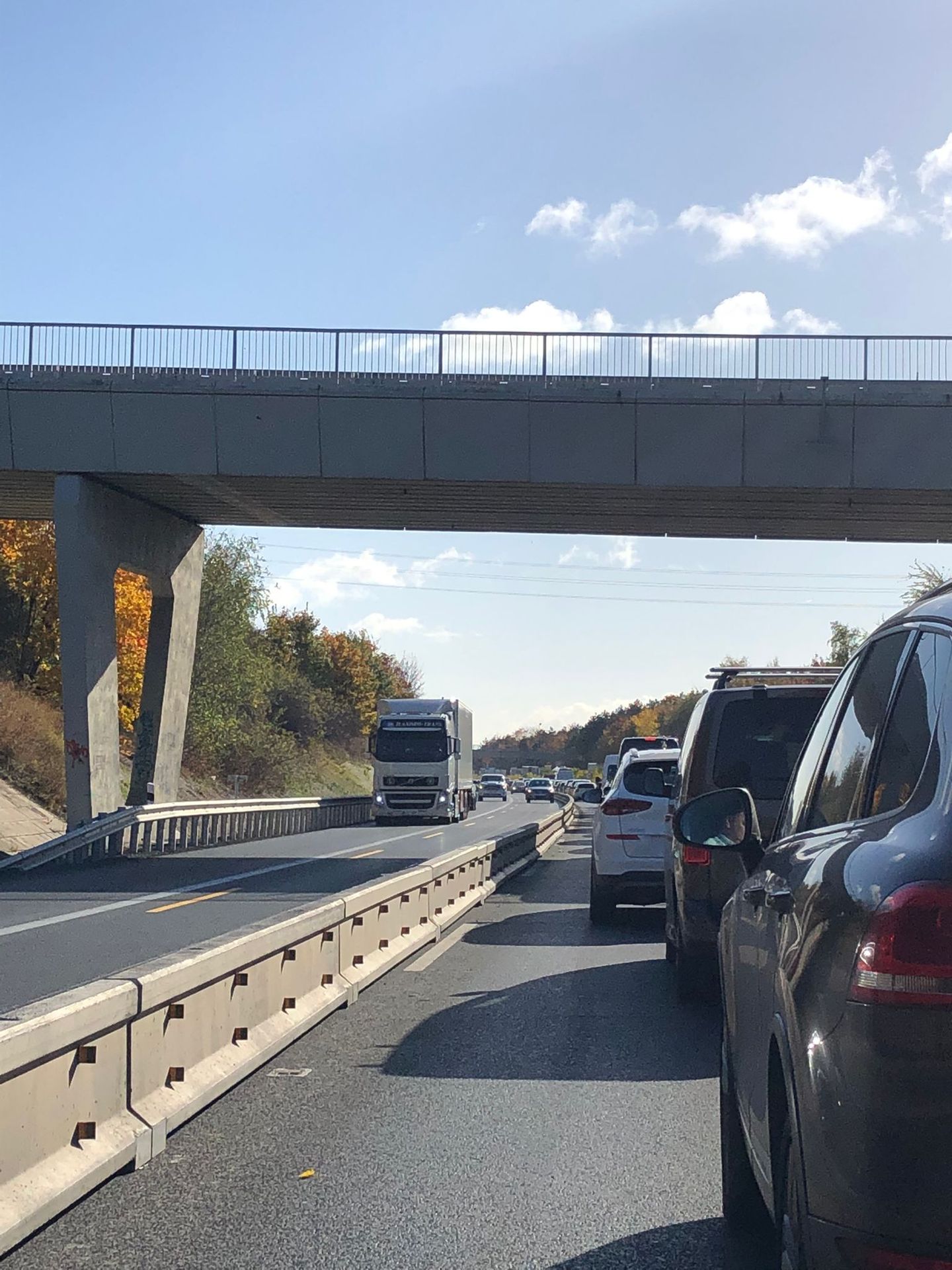 Kolona na D8 - Smrtelná nehoda na dálnici D8 (6/7)