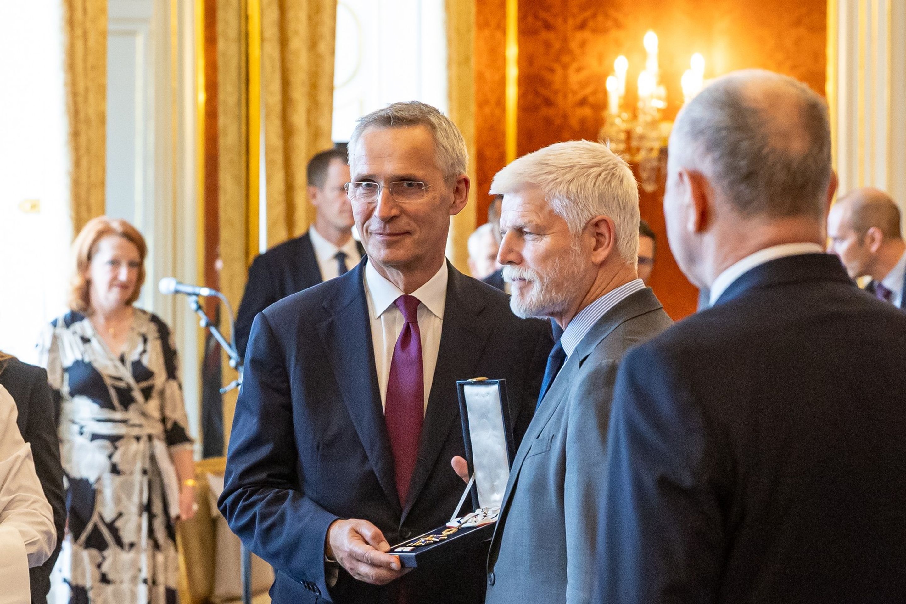 Jens Stoltenberg a Petr Pavel - Jens Stoltenberg a Anthony Blinken v Praze (4/17)