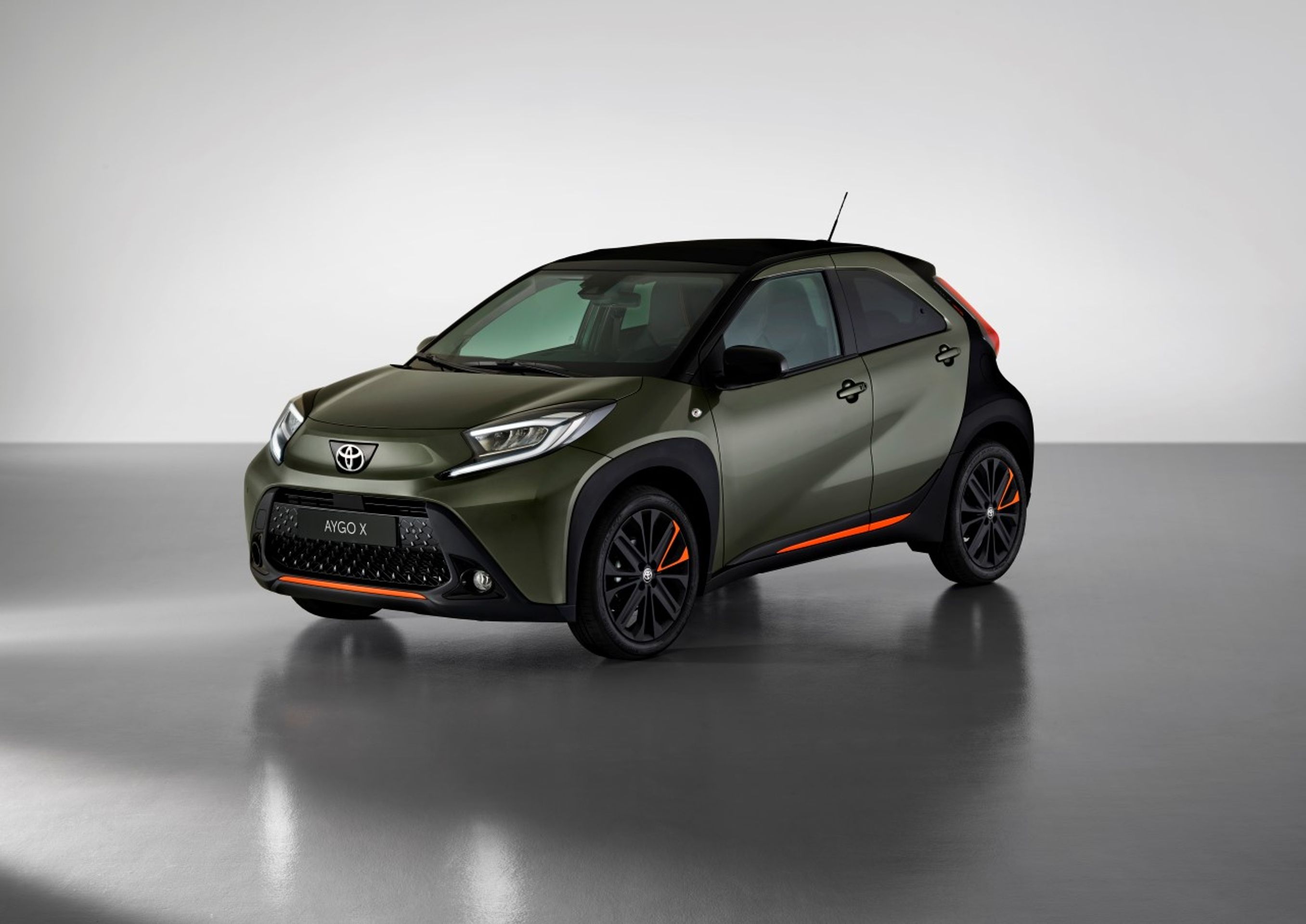 Toyota Aygo X - Maličký crossover Toyota Aygo X (3/22)