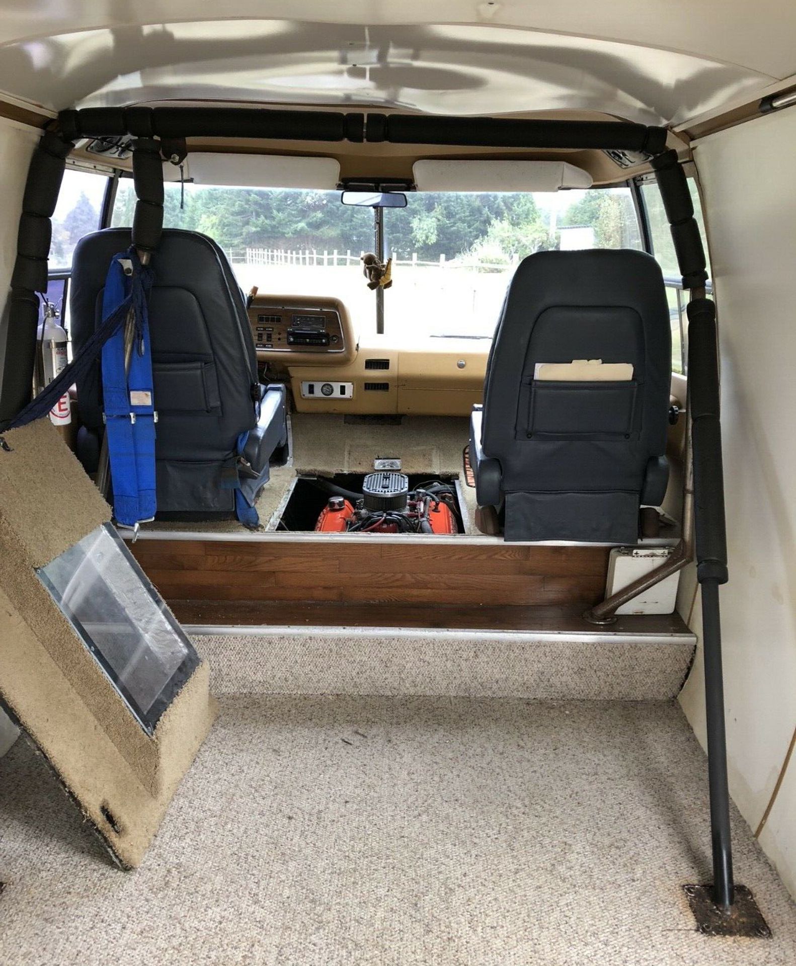 Karavan GMC Transmode - 9 - Fotogalerie: Nejrychlejší obytňák světa? (2/5)