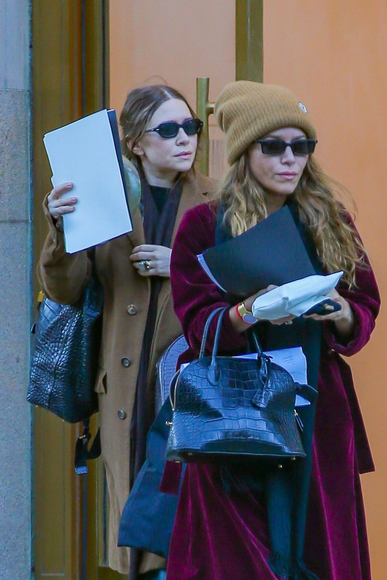 Mary-Kate a Ashley Olsenovy, 2023 - Mary-Kate a Ashley Olsenovy (6/12)