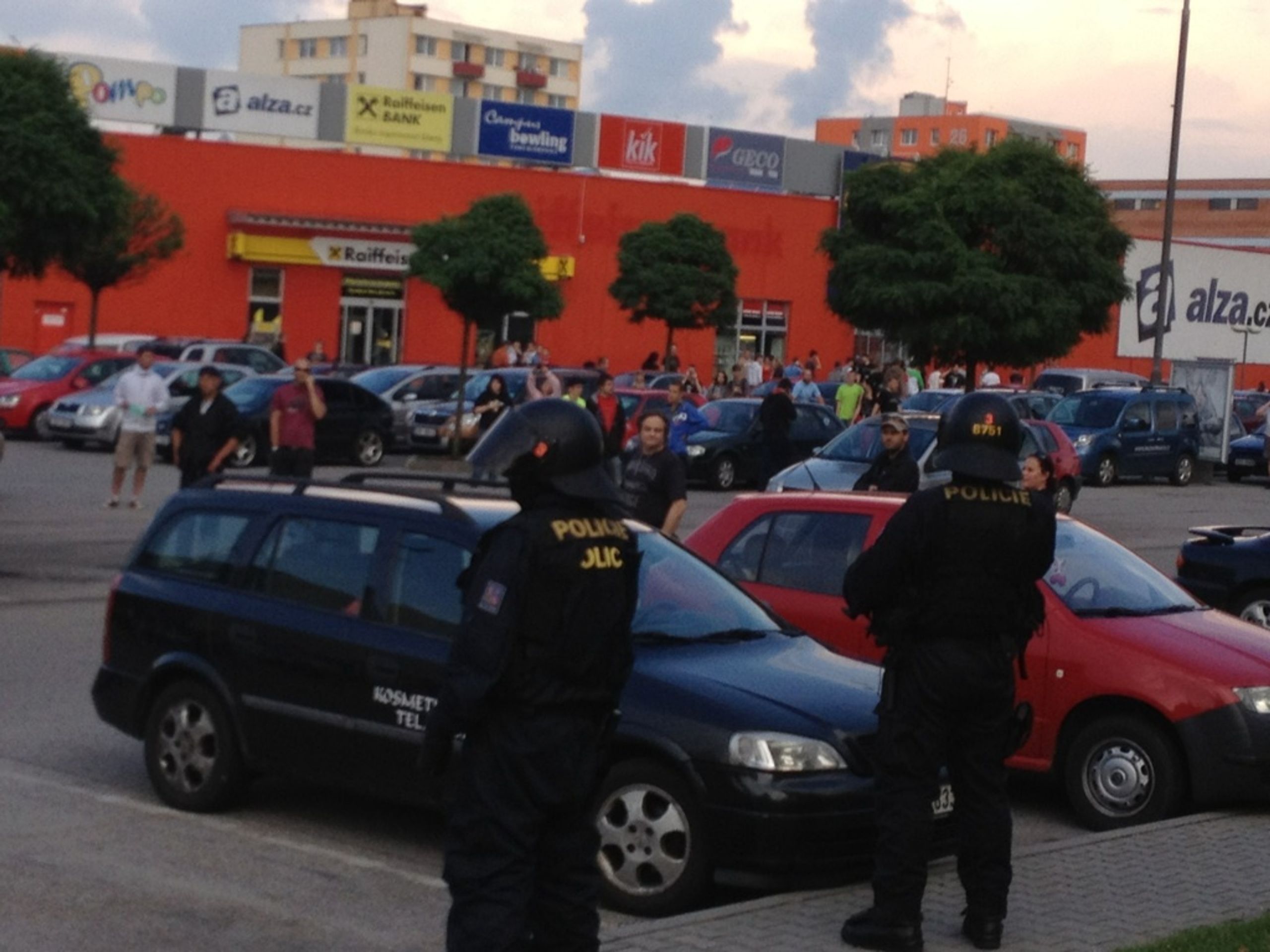 Demonstrace v Budějovicích - 5 - GALERIE: Nepokoje v Českých Budějovicích (9/13)