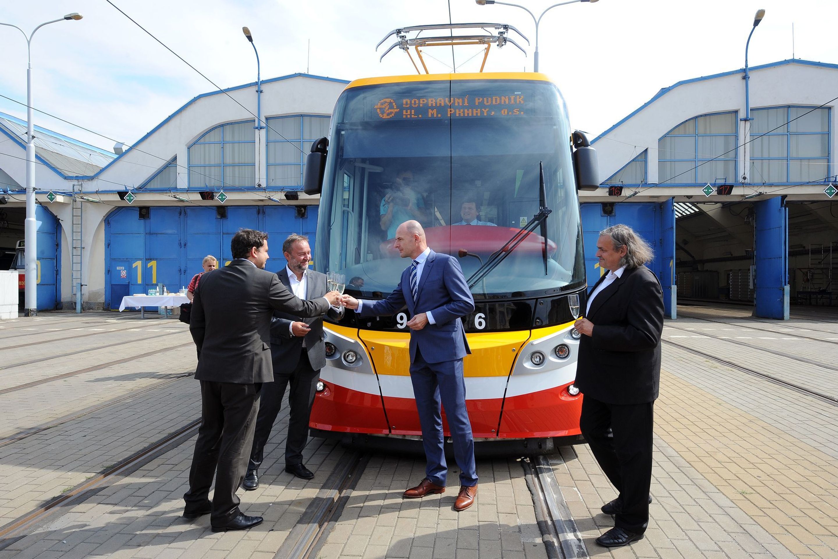 Nová tramvaj Škoda ForCity Alfa - 4 - GALERIE: Představení nové tramvaje Škoda ForCity Alfa (9/14)