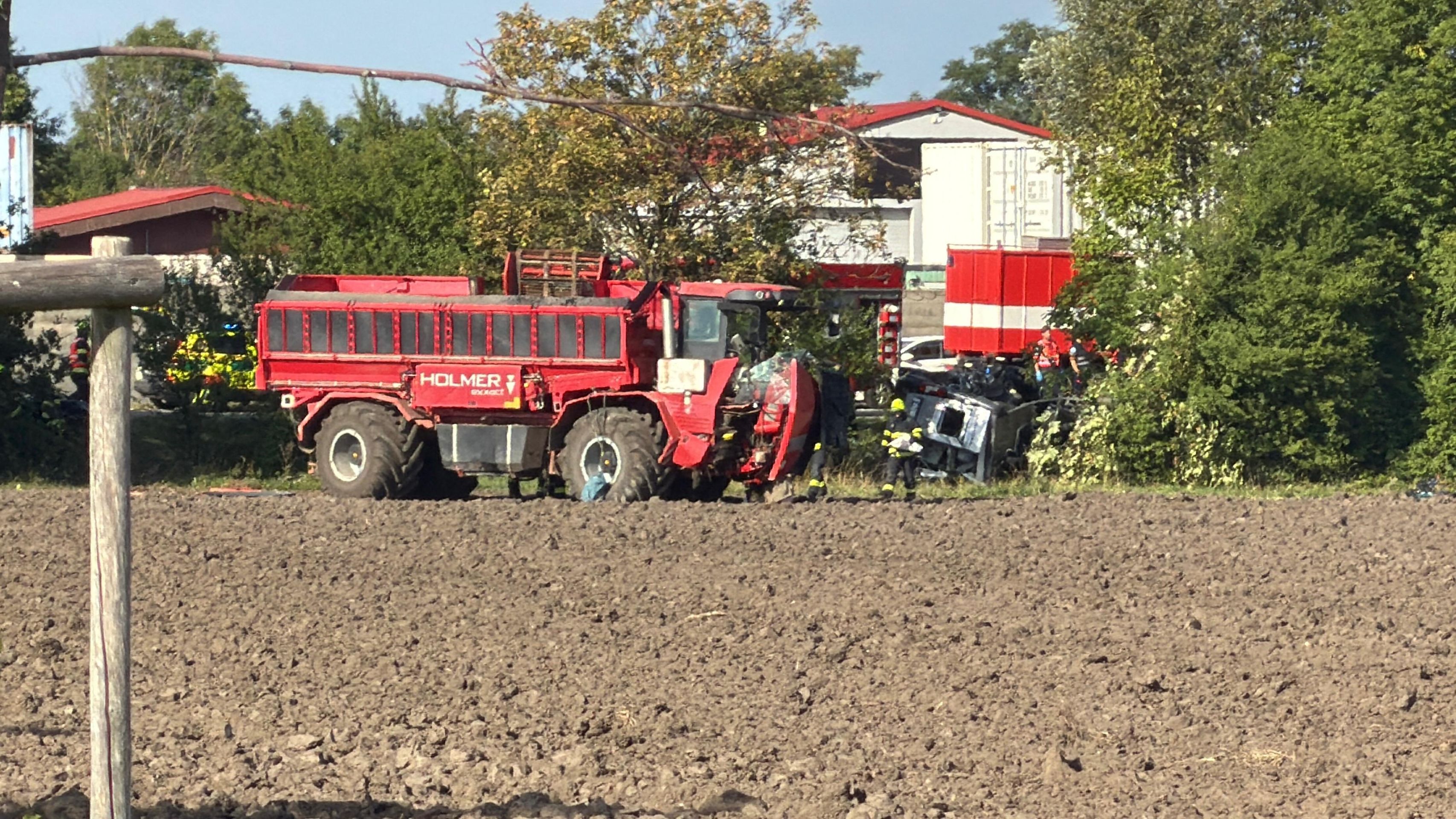 Smrtelná nehoda u Mochova - Smrtelná nehoda u Mochova (9/10)