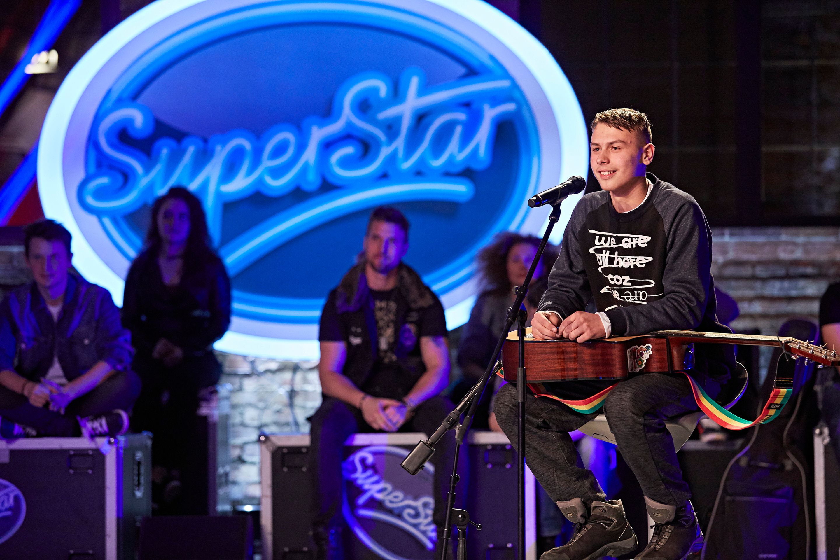 Ladislav Angyal ze SuperStar přichází s novým hitem! - 4 - GALERIE: Ladislav Angyal ze SuperStar přichází s novým hitem! (4/5)