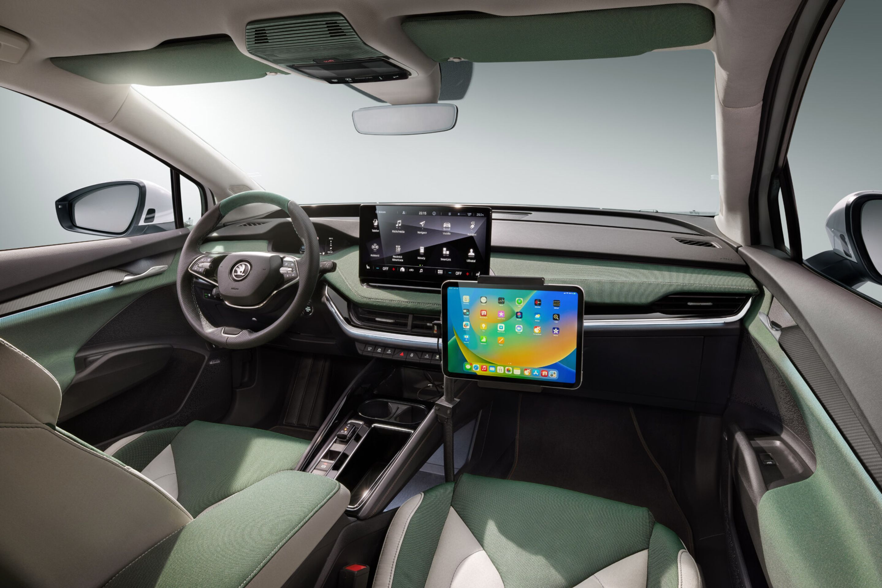 Studentský vůz Škoda Roadiaq - Odvážný studentský koncept obytného elektromobilu Škoda Roadiaq (8/21)