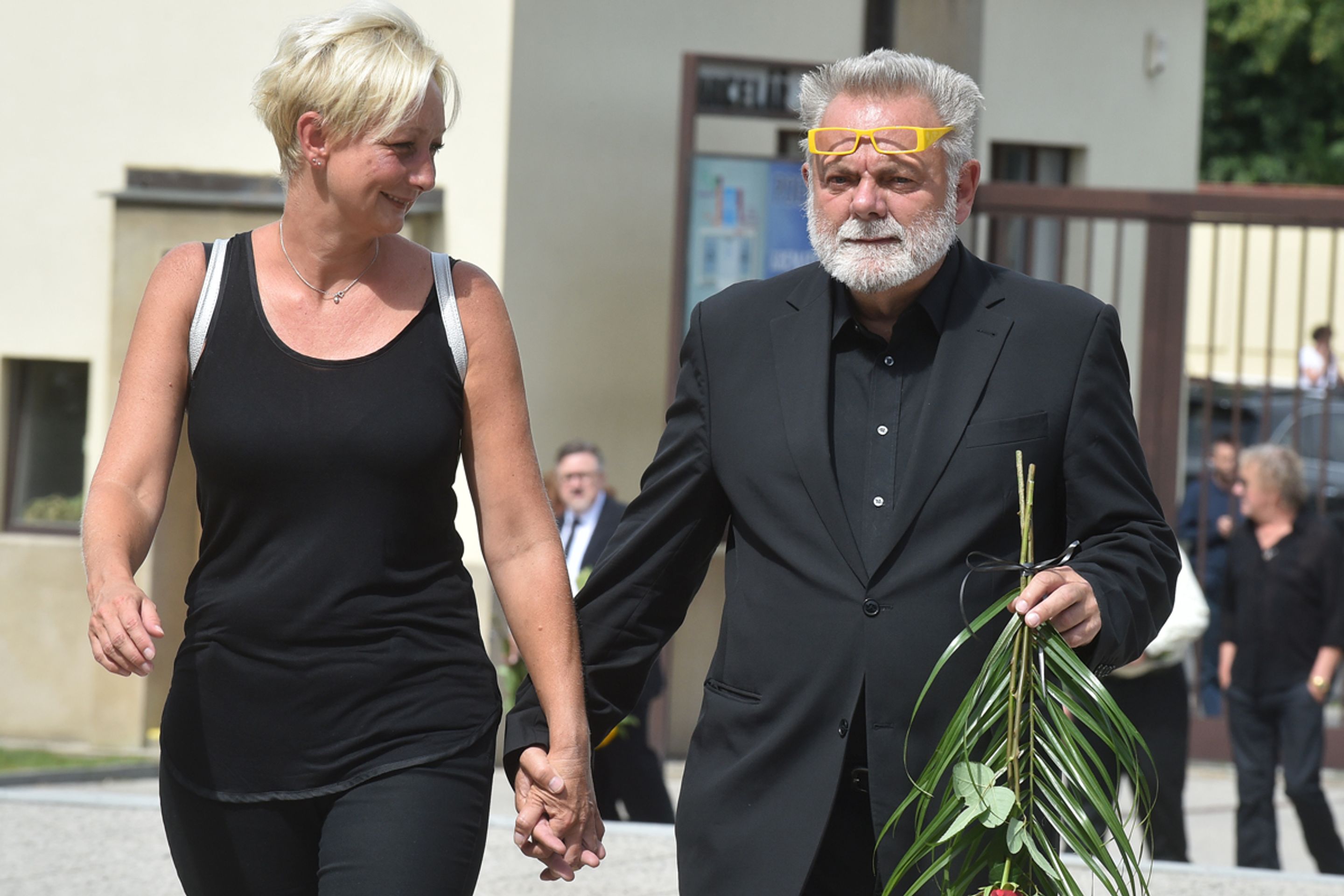 Rozloučení s Ivo Pavlíkem - 10 - GALERIE: Poslední rozloučení s Ivo Pavlíkem (10/23)