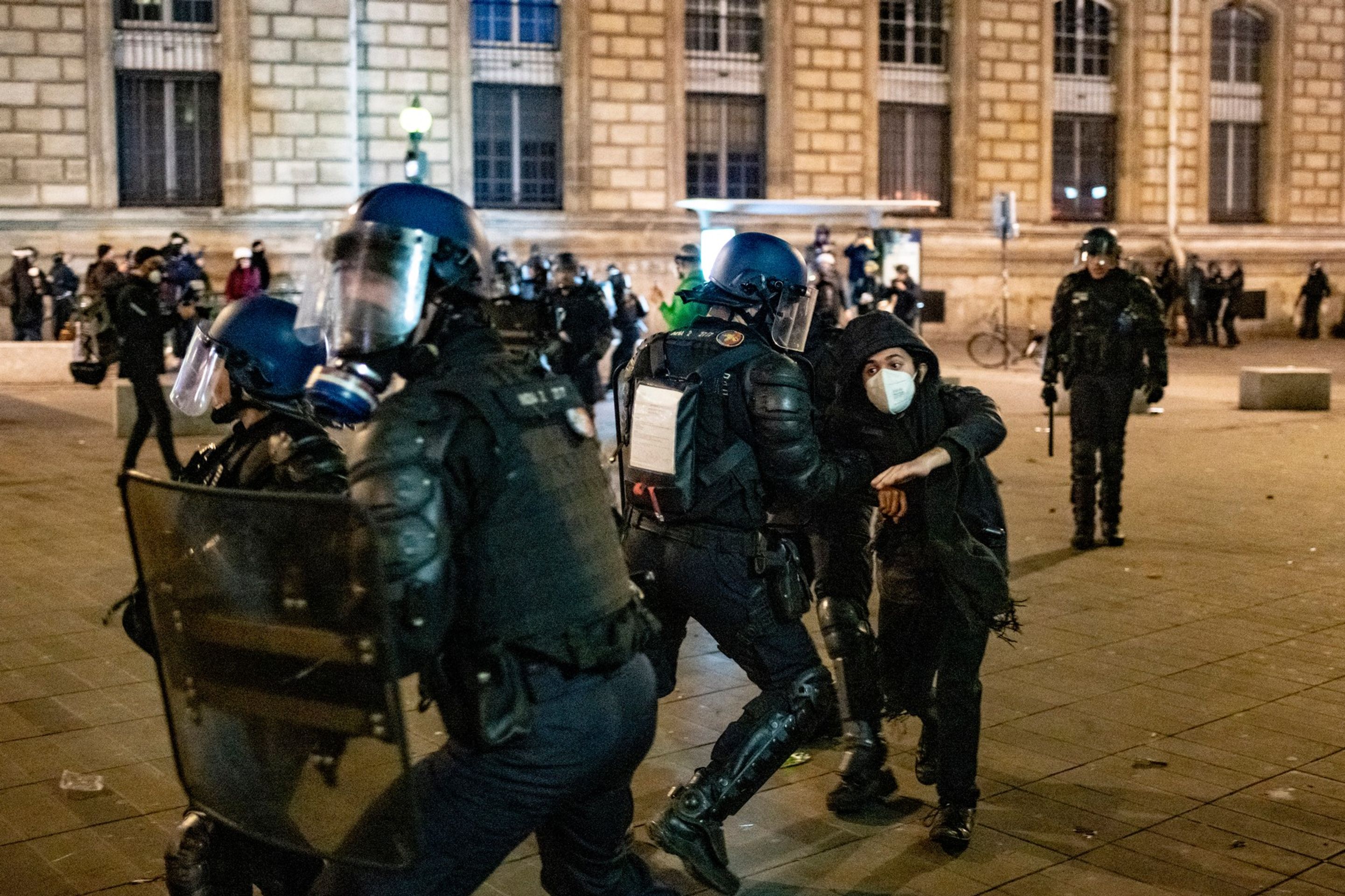 Francie protest proti důchodové reformě - Protesty proti důchodové reformě ve Francii (11/15)
