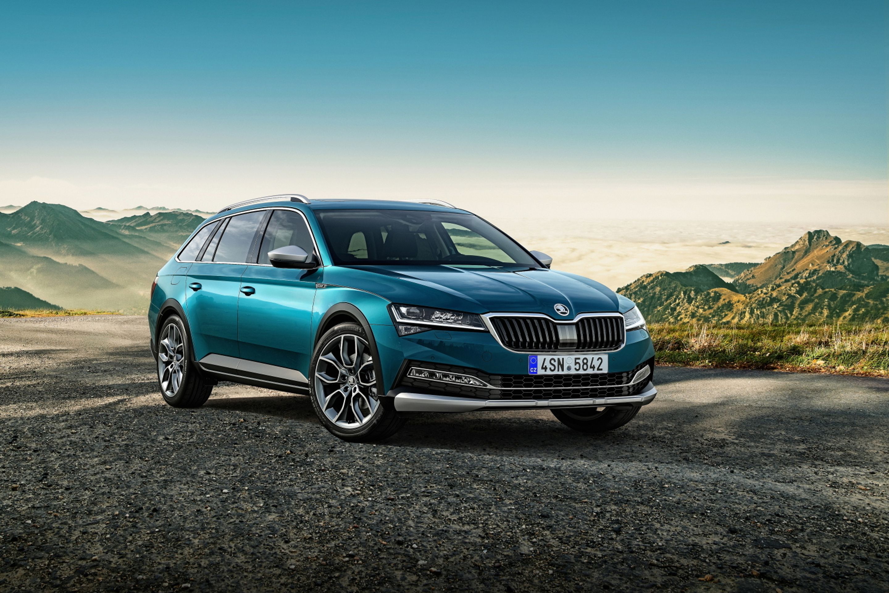 Škoda Superb Scout - 3 - Fotogalerie: Škoda Superb poprvé jako Scout (3/5)