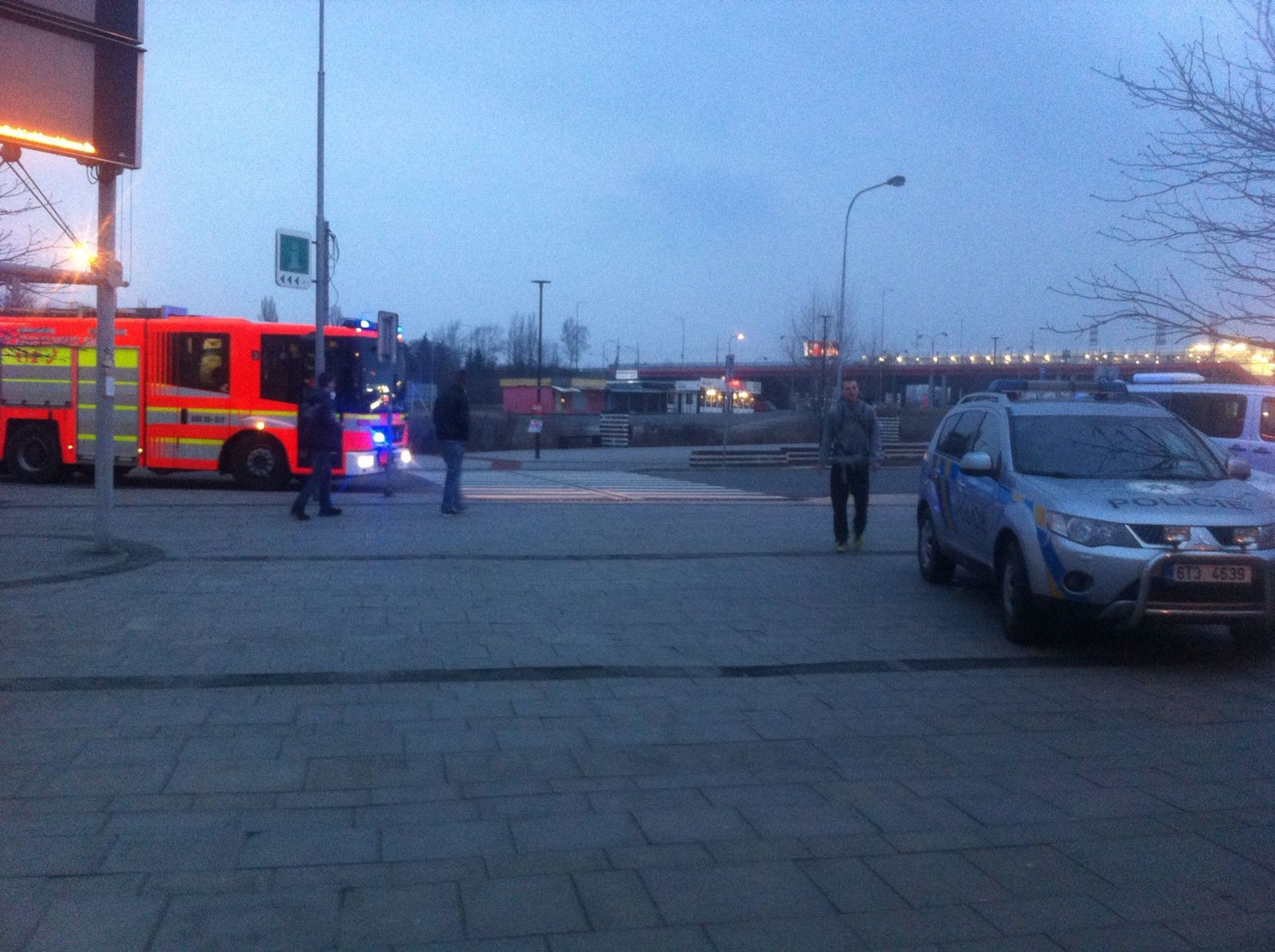 Vlaky RegioJetu se zastavily kvůli bombové výhrůžce - 5 - GALERIE: Vlaky RegioJetu se zastavily kvůli bombové výhrůžce (5/9)