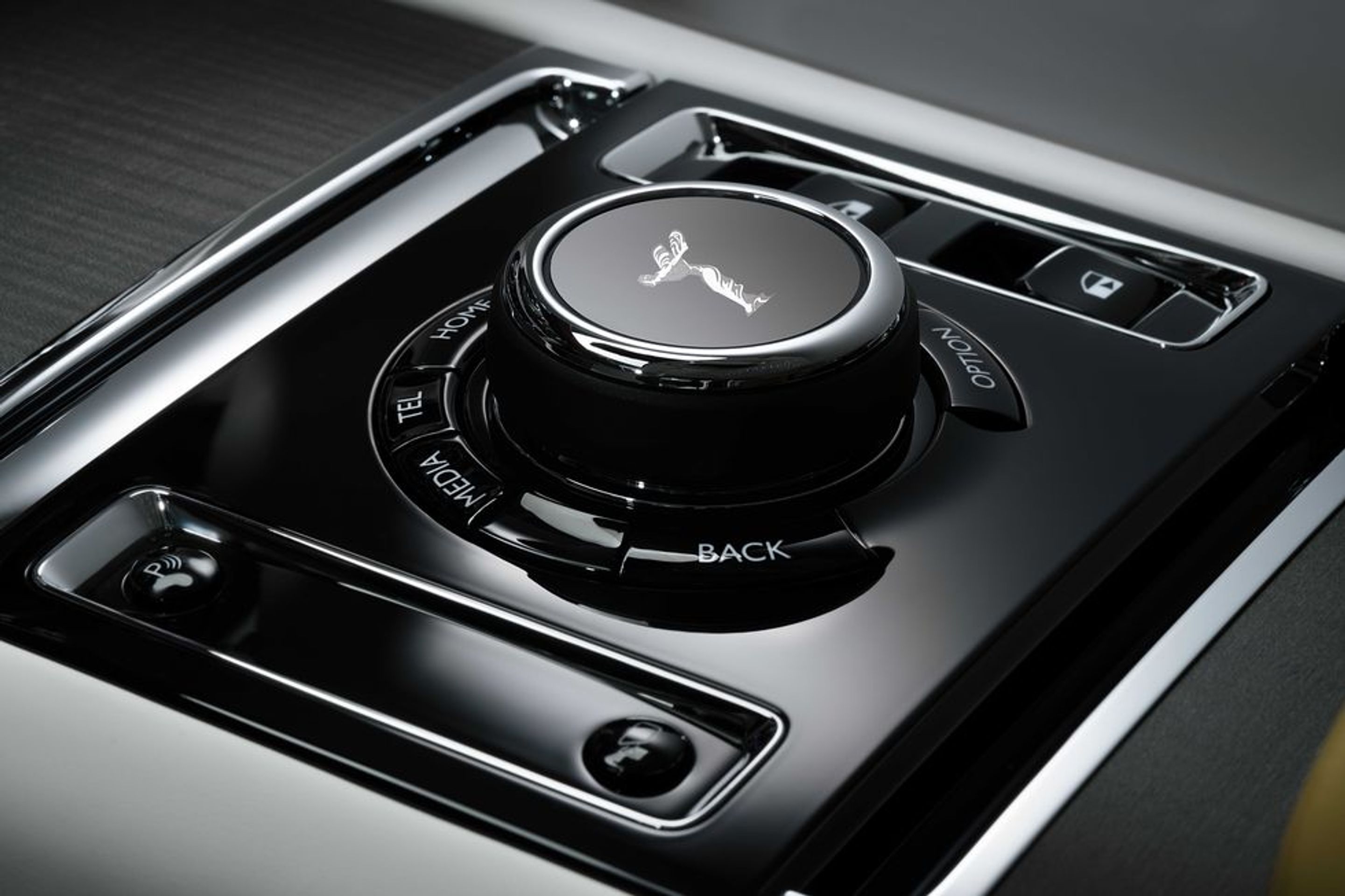 Elektrické kupé Rolls-Royce Spectre - Ultraluxusní elektrické kupé Rolls-Royce Spectre (13/15)