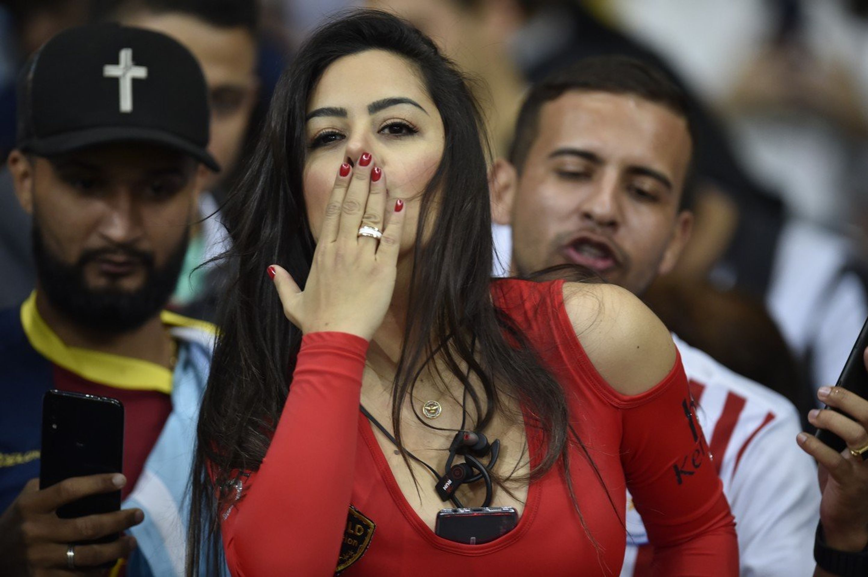 Larissa Riquelme - GALERIE: Larissa Riquelme (5/6)
