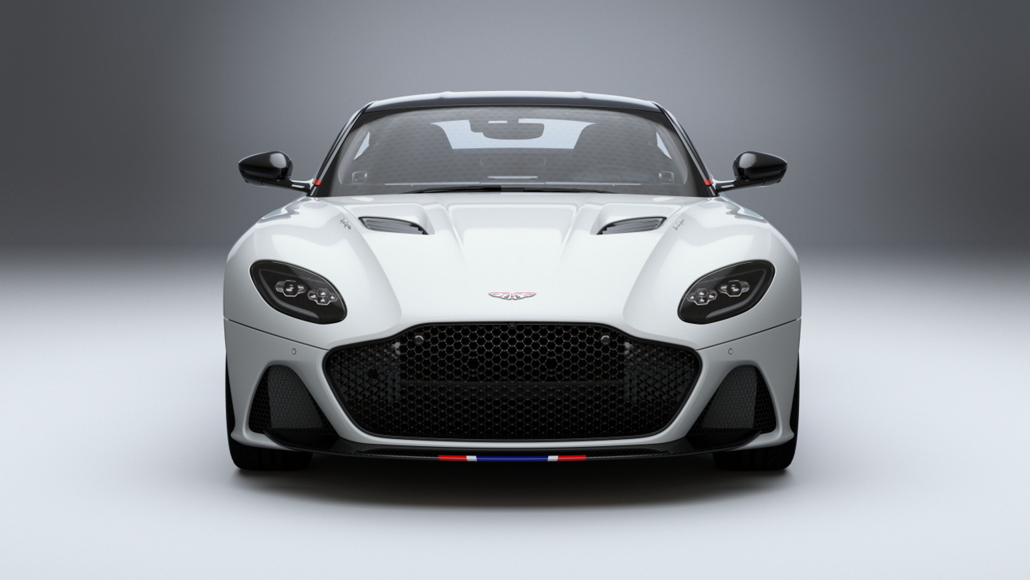 Aston Martin DBS Superleggera Concorde Edition - 20 - Fotogalerie: Nádherný Aston Martin odkazuje na nadzvukový Concorde (2/24)