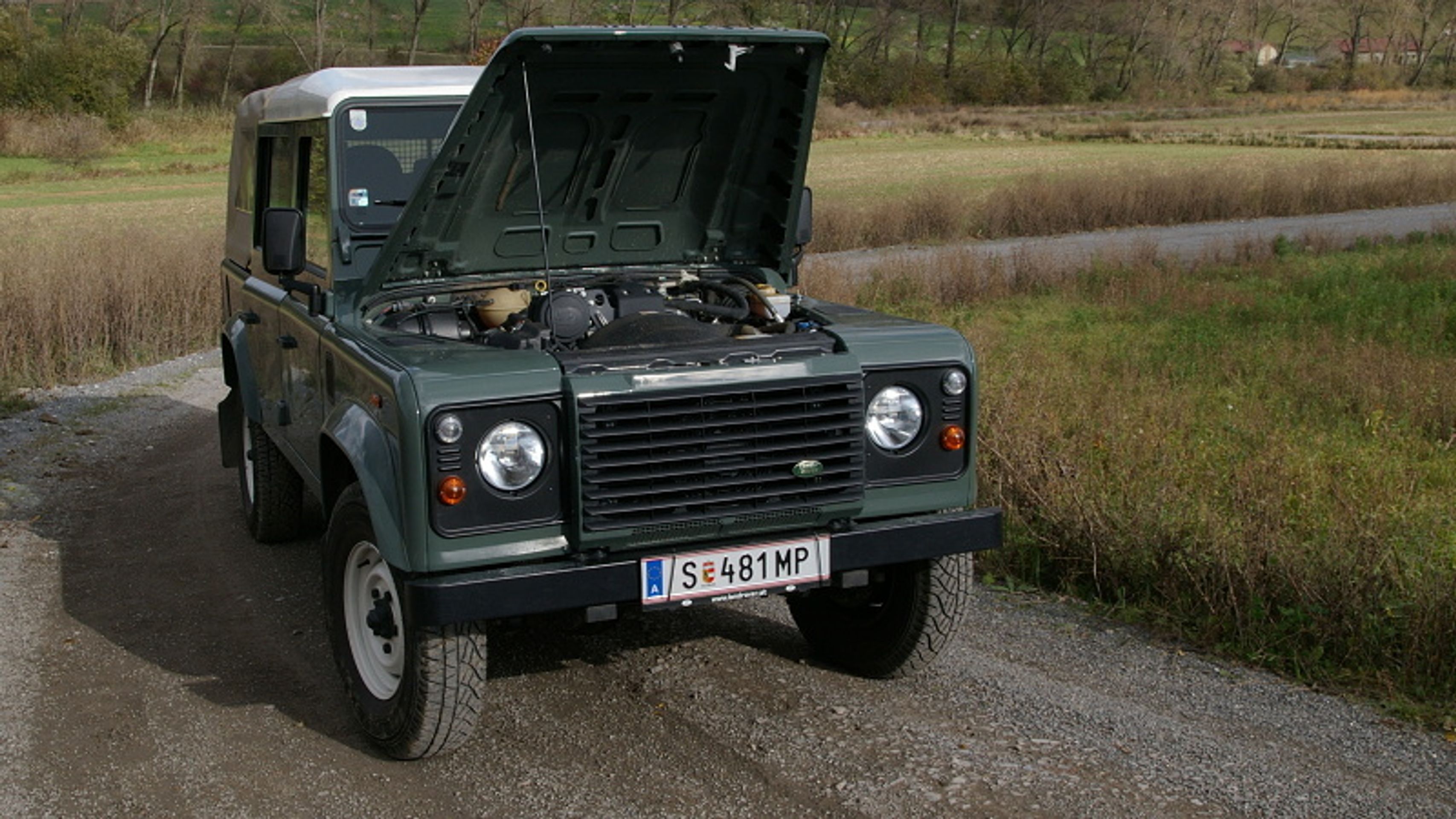 Land Rover Defender - 7 - GALERIE Land Rover Defender (5/9)