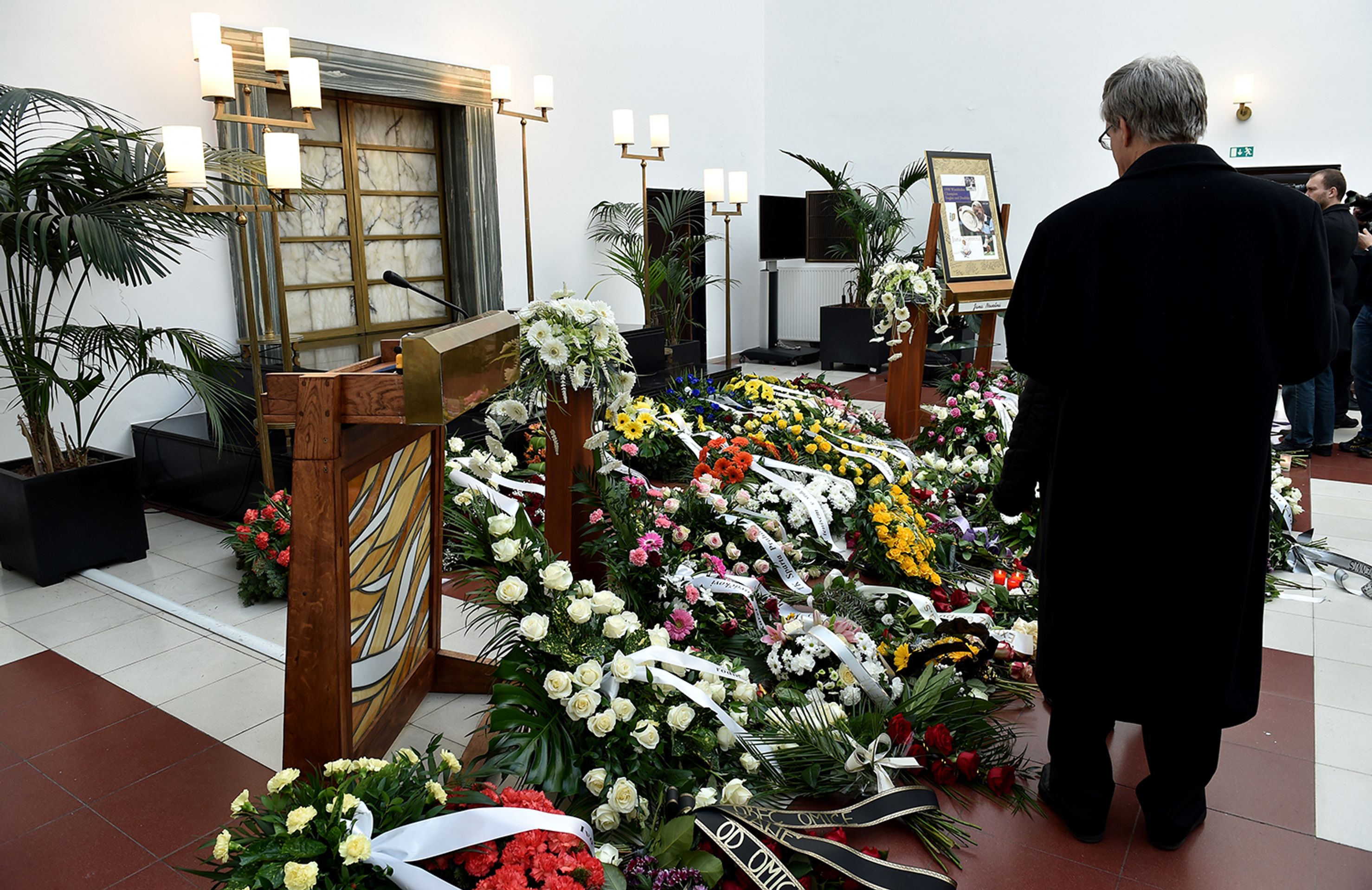 Rozloučení s Janou Novotnou - GALERIE: Rozloučení s Janou Novotnou (27/32)