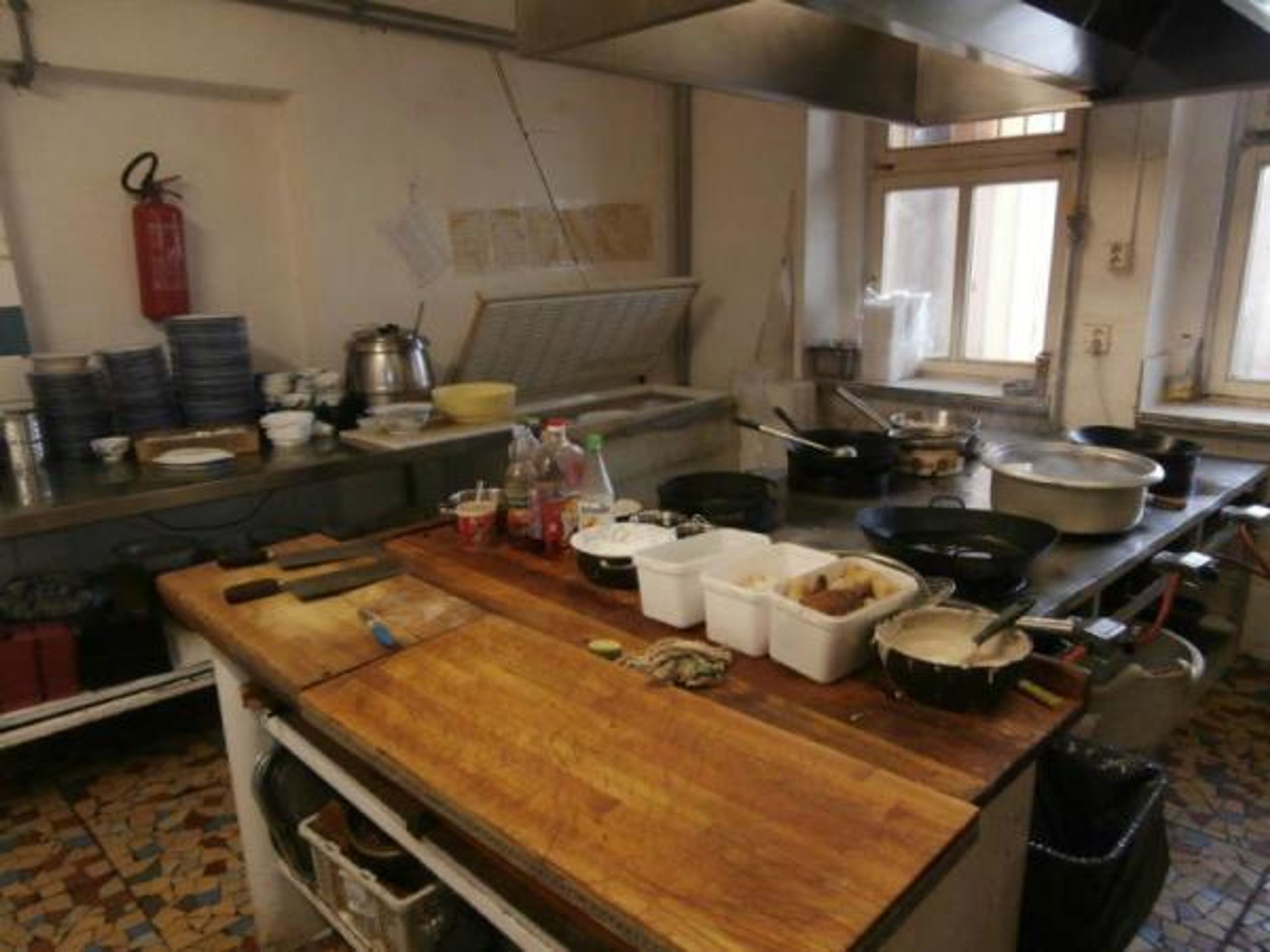 SZPI uzavřela další restauraci a hernu - 9 - FOTOGALERIE: Inspekce uzavřela další nechutné provozovny (9/12)
