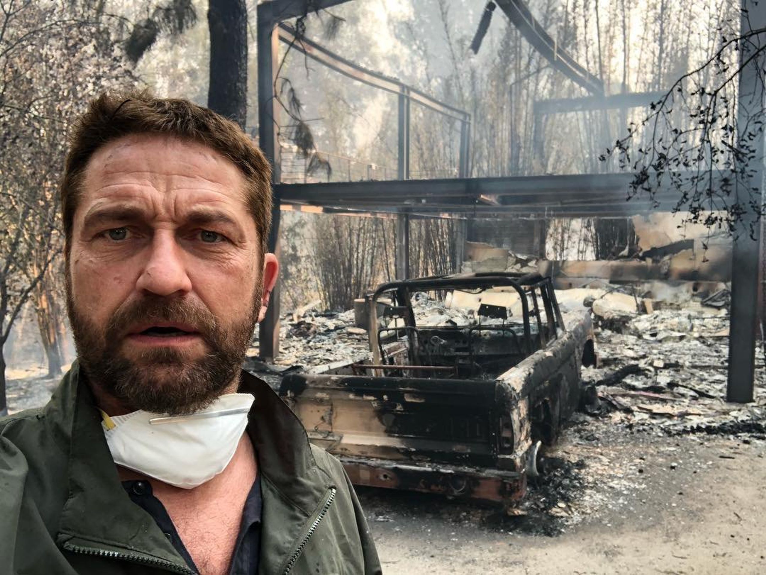Celebrity, které přišly při požáru v Kalifornii o dům - Gerard Butler - GALERIE: Celebrity, které přišly při požáru v Kalifornii o dům (12/12)