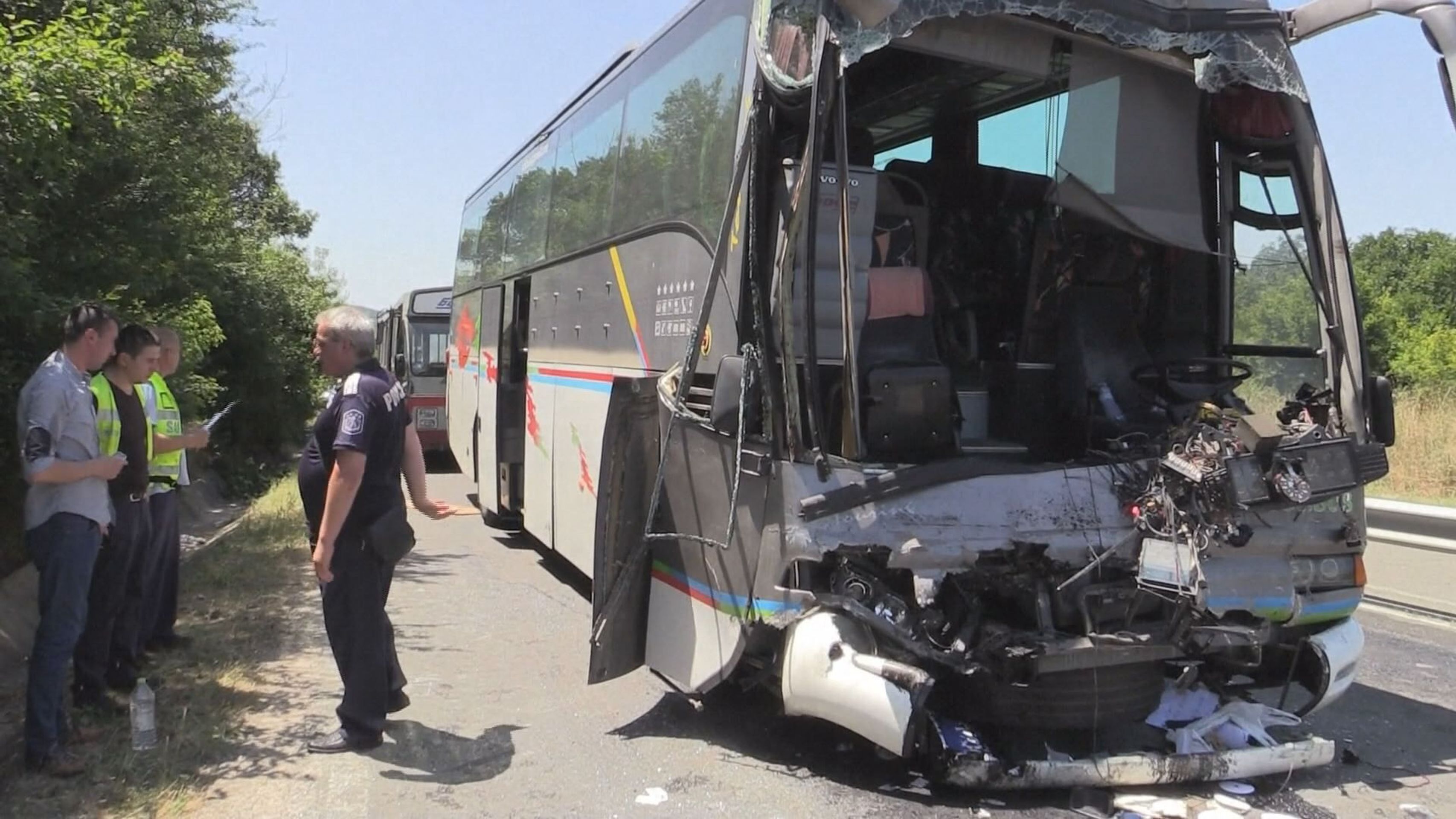Nehoda českého autobusu v Bulharsku - 4 - GALERIE: Nehoda českého autobusu v Bulharsku (4/7)