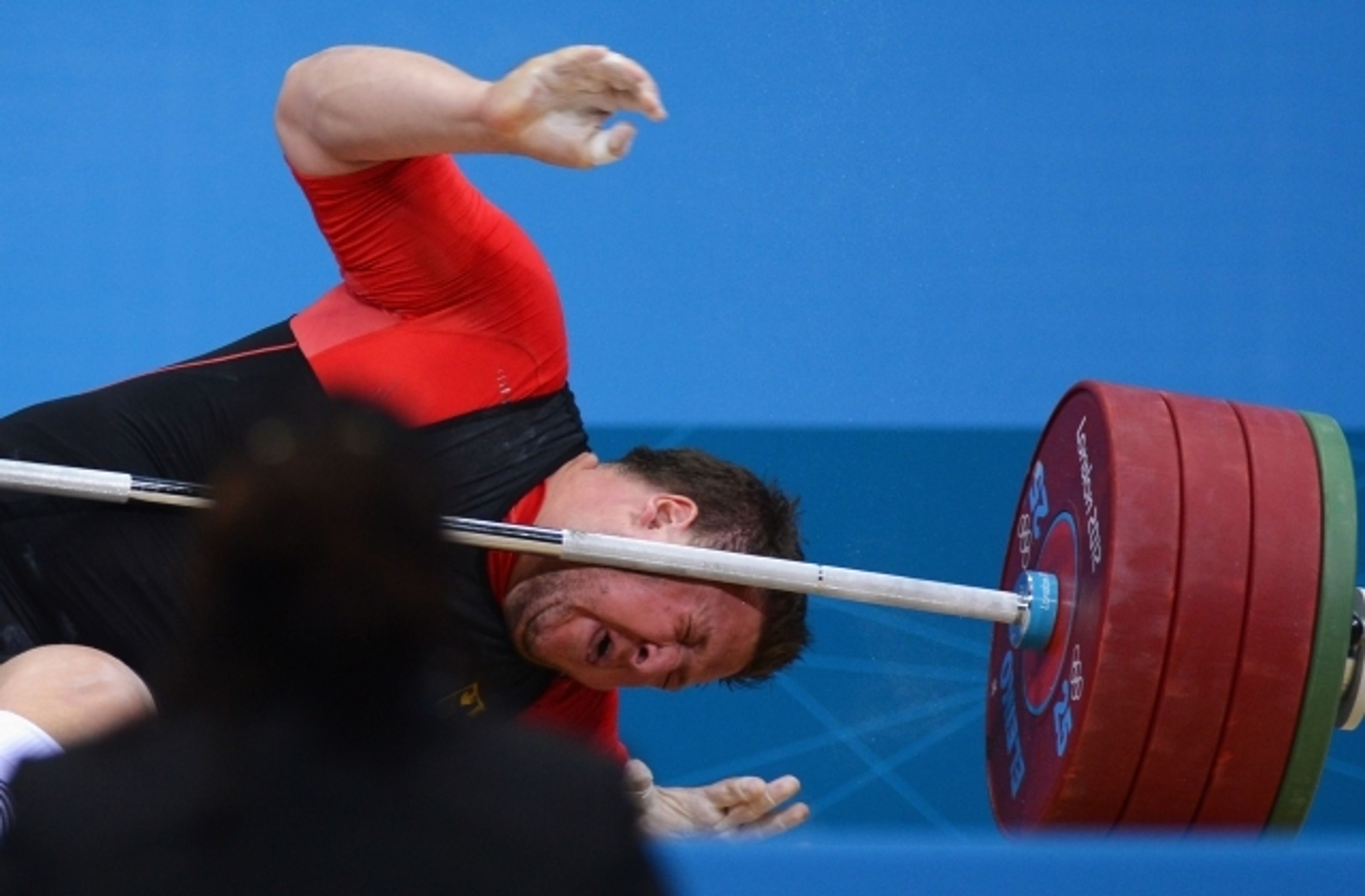 Vzpěrač Matthias Steiner - 4 - GALERIE: Vzpěrač Matthias Steiner pod činkou (6/10)