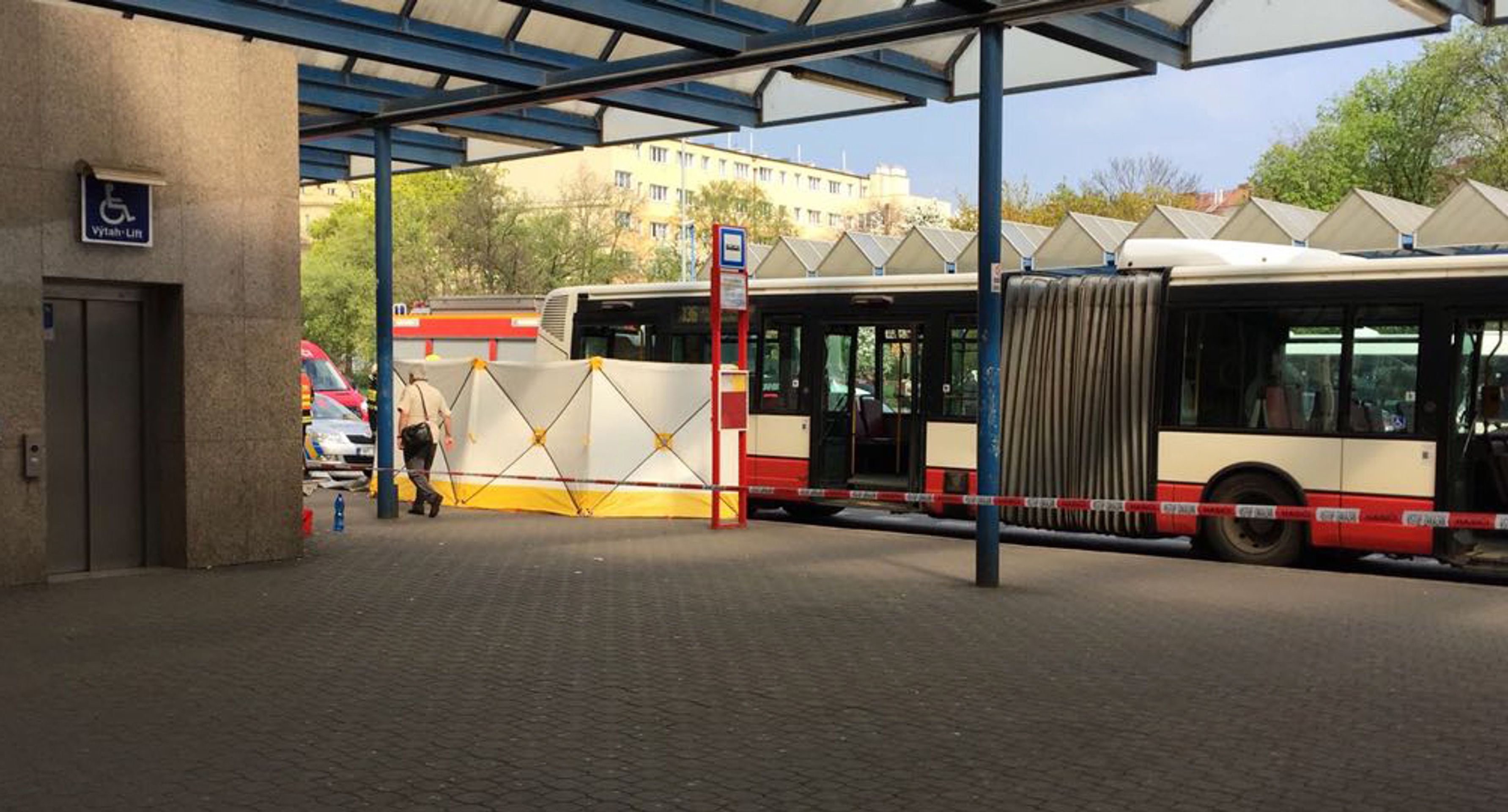 Smrtelná nehoda na Vysočanské - 4 - GALERIE: Smrtelná nehoda na Vysočanské (4/7)