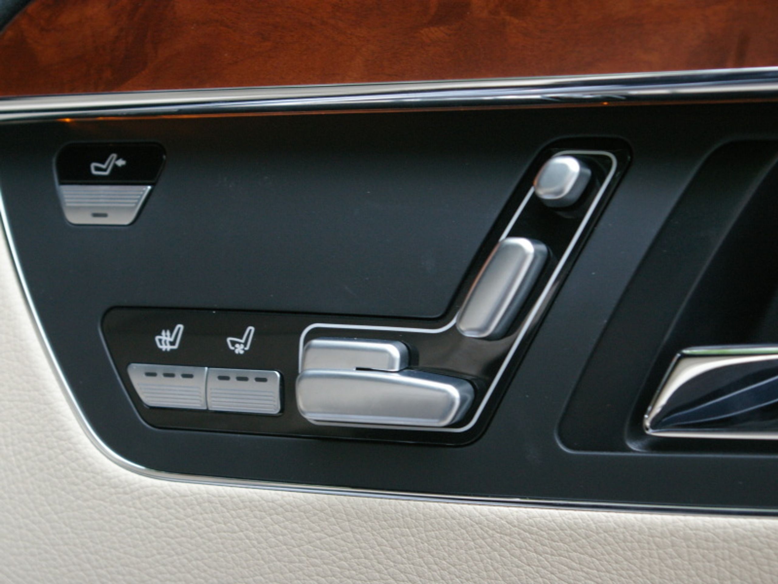 Mercedes-Benz S500 - GALERIE Mercedes-Benz S500 (5/8)