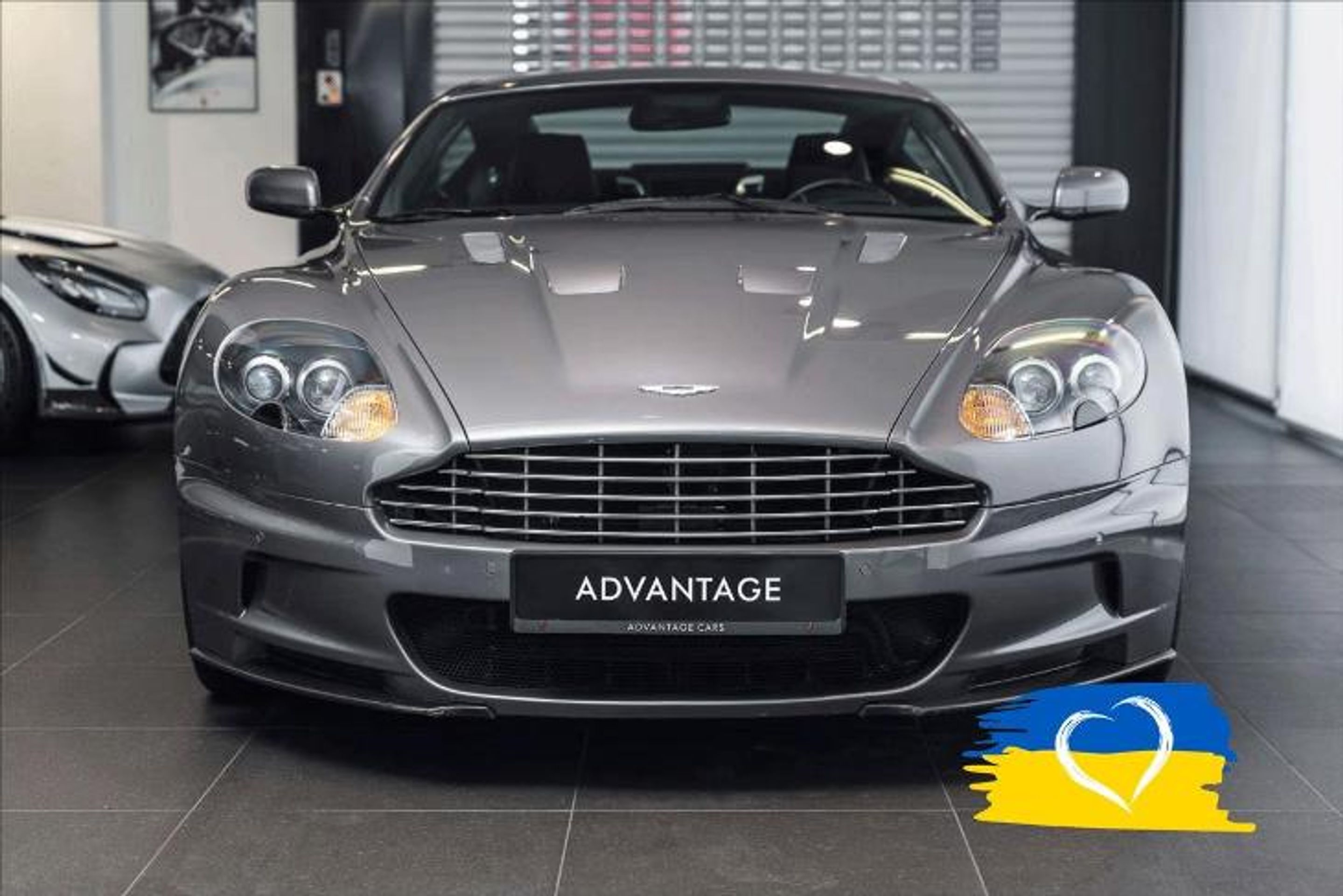 Aston Martin DBS, 2009 - Prohlédněte si luxusní Aston Martin DBS, který je k mání v dobročinné aukci na pomoc Ukrajině (1/7)
