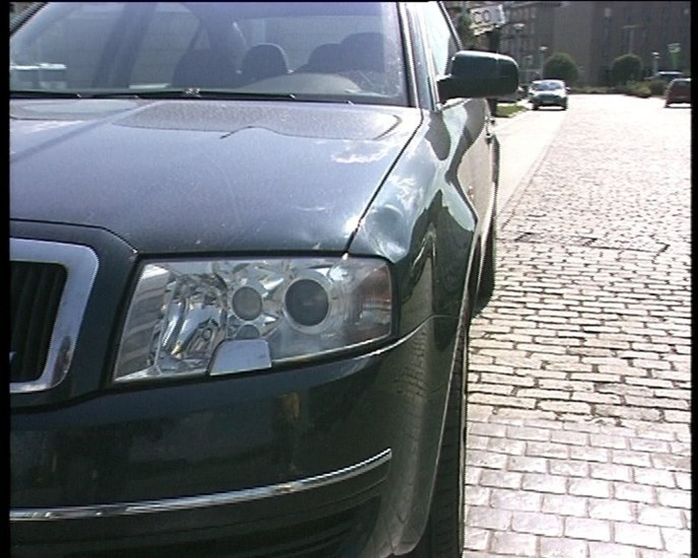 Auto. Ilustrační foto - EXKLUZIVNĚ: Europoslanec Ransdorf srazil na přechodu ženu (2/2)