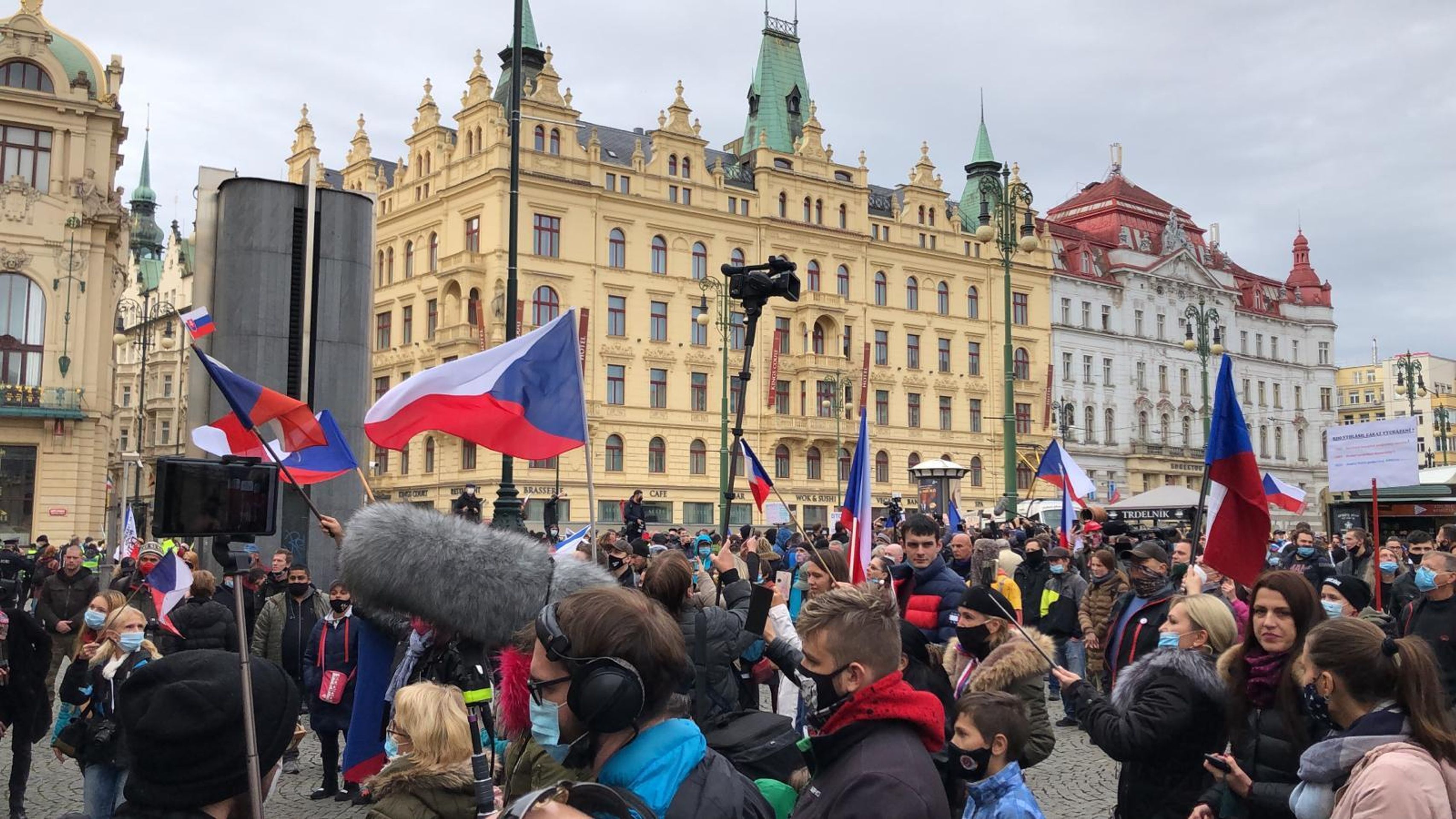 Shromáždění na náměstí Republiky - 1 - GALERIE: Shromáždění na náměstí Republiky (11/11)