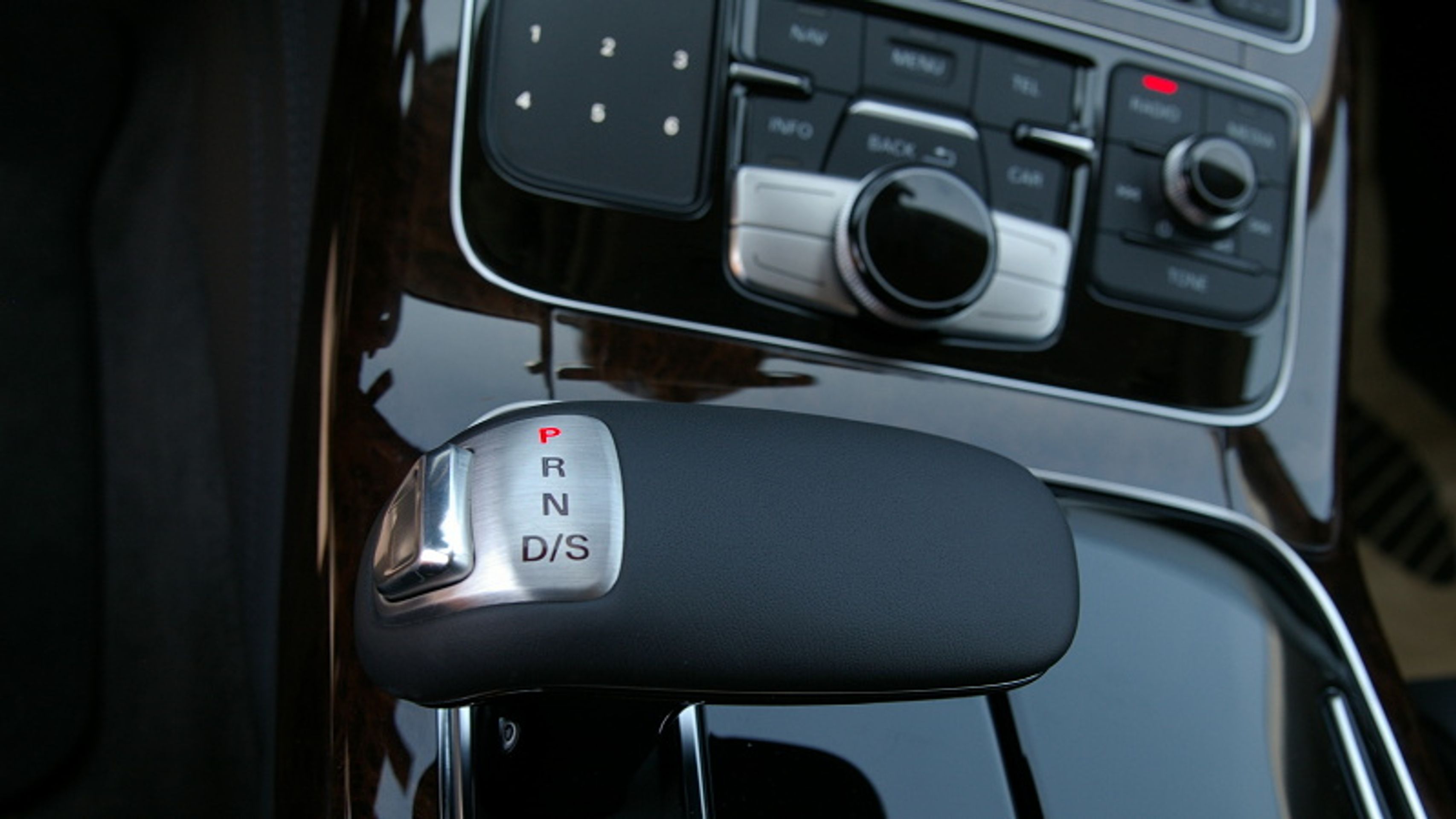 Audi A8 - 6 - GALERIE Audi A8 (5/7)
