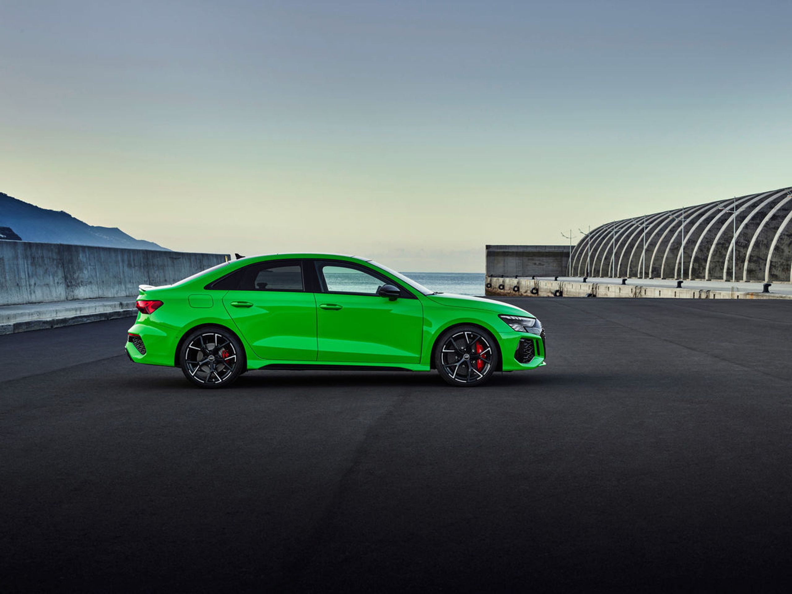 Audi RS 3 Sedan - 1 - GALERIE: Nové Audi RS 3 (7/9)