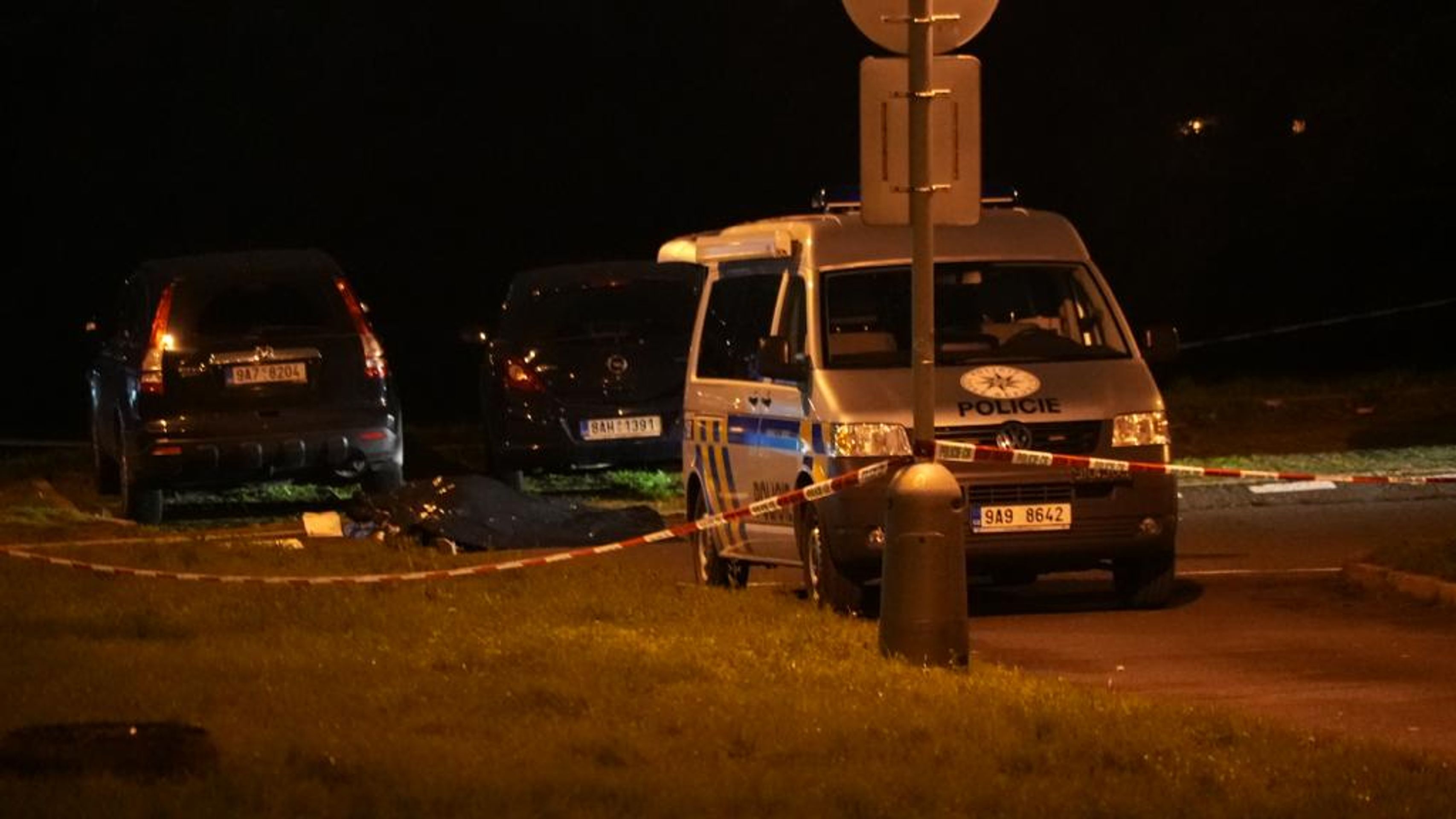Policie zasahuje v Praze 9 (2) - Zásah policie v Praze 9 (5/5)