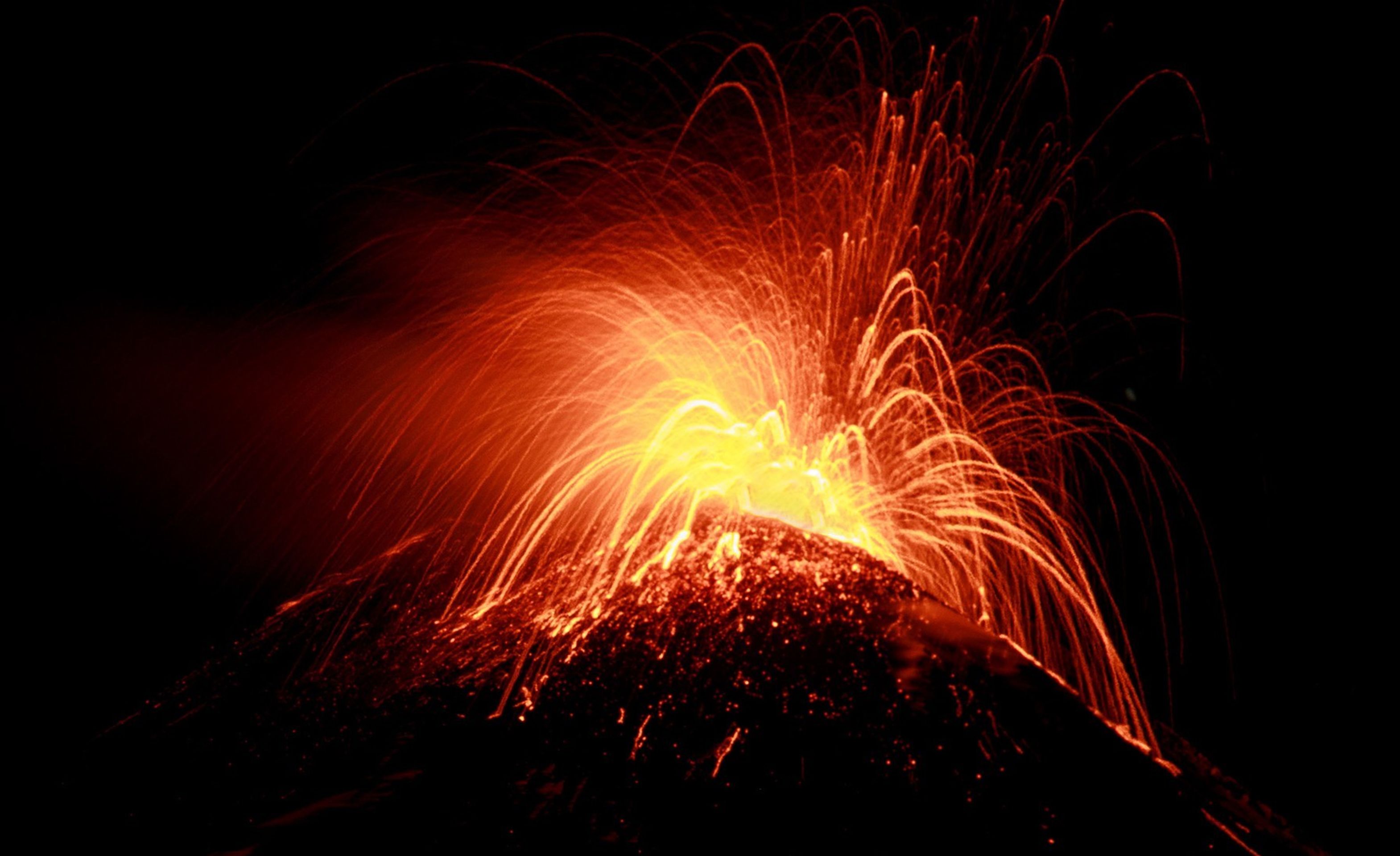 Etna zase bouří - 2 - GALERIE: Etna zase bouří (1/4)