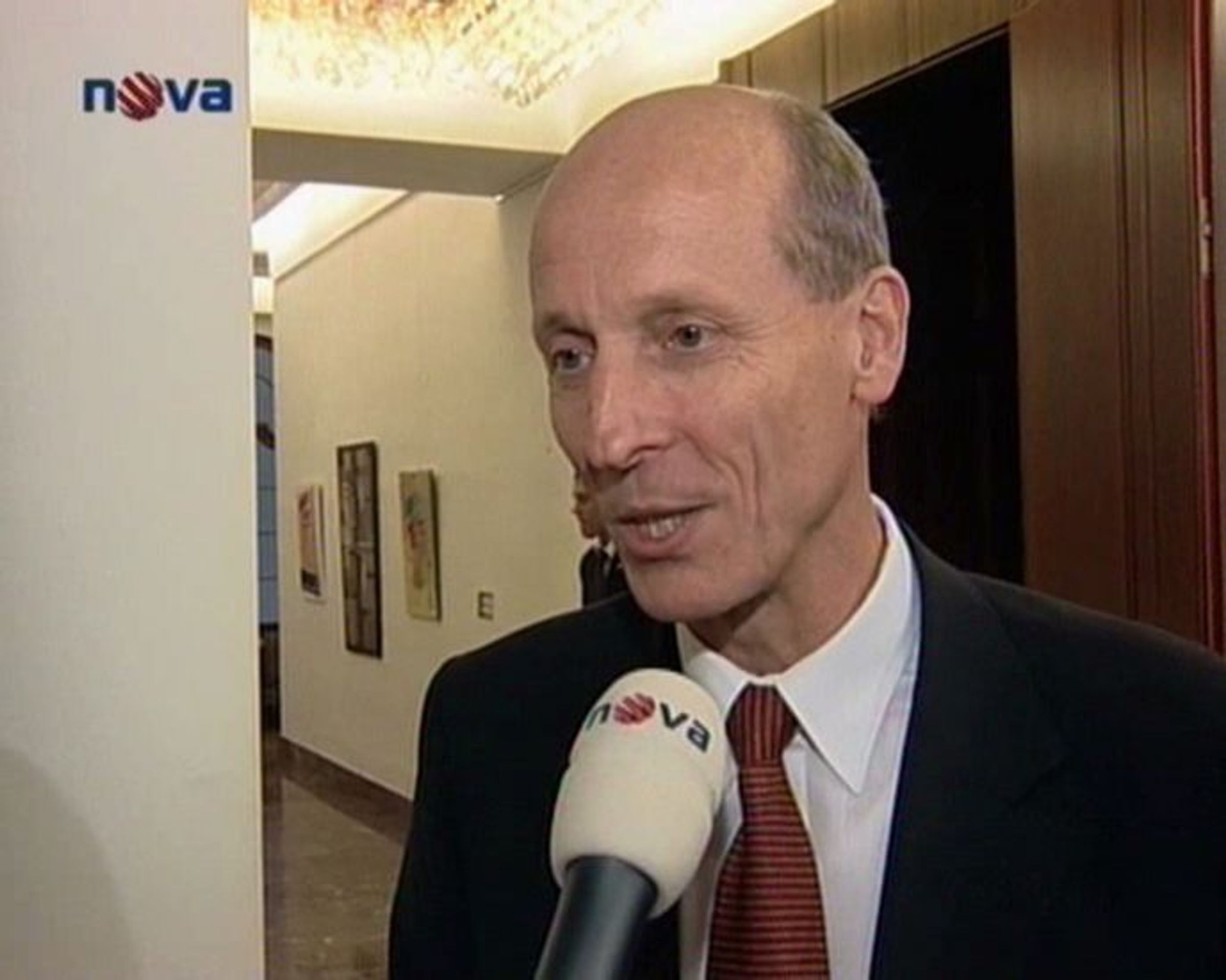 Bývalý ministr dopravy Milan Šimonovský v rozhovoru pro TV Nova. - Ministerstvo zarazilo dnešní spuštění systému mýtných bran (3/3)