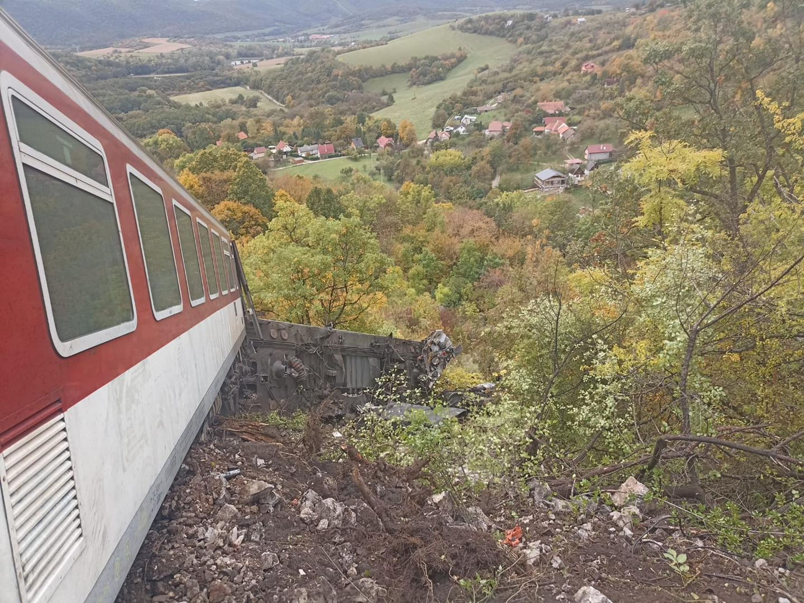 Srážka vlaků Jablonov nad Turňou - Srážka vlaků Jablonov nad Turňou (10/15)