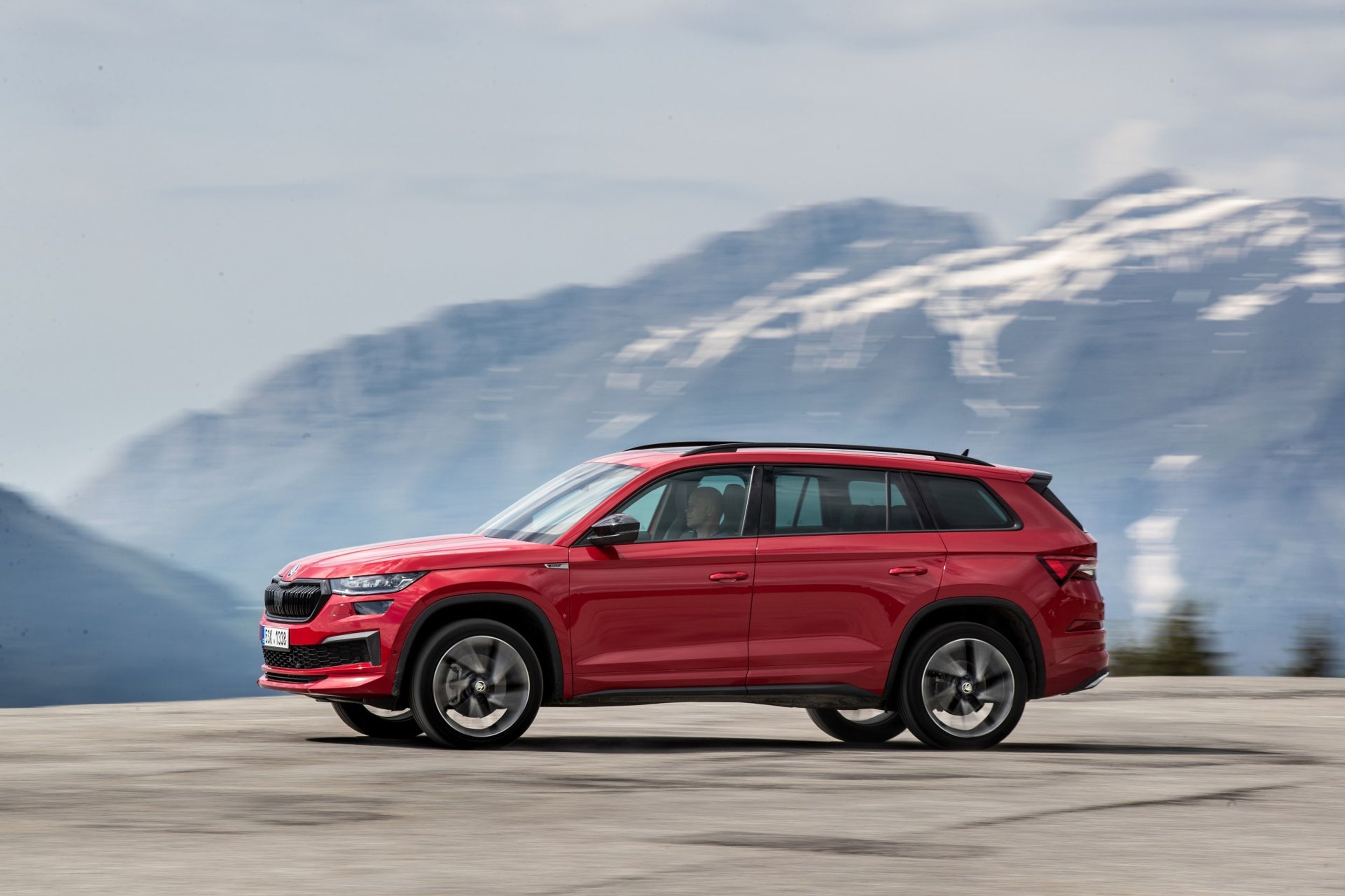Modernizovaná Škoda Kodiaq - 56 - Fotogalerie: S omlazenou Škodou Kodiaq ve francouzských Alpách (8/26)